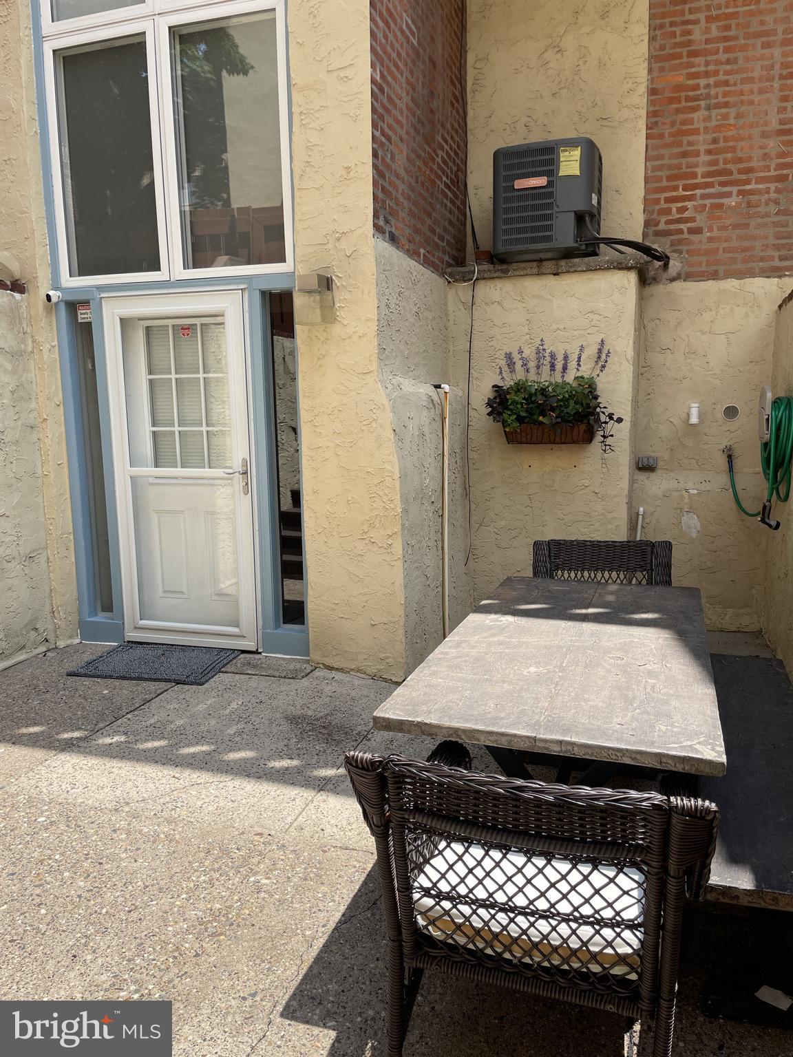 WASHINGTON SQ WEST - Residential