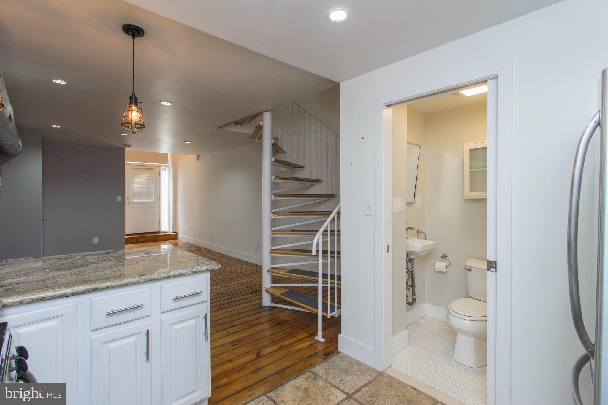 WASHINGTON SQ WEST - Residential