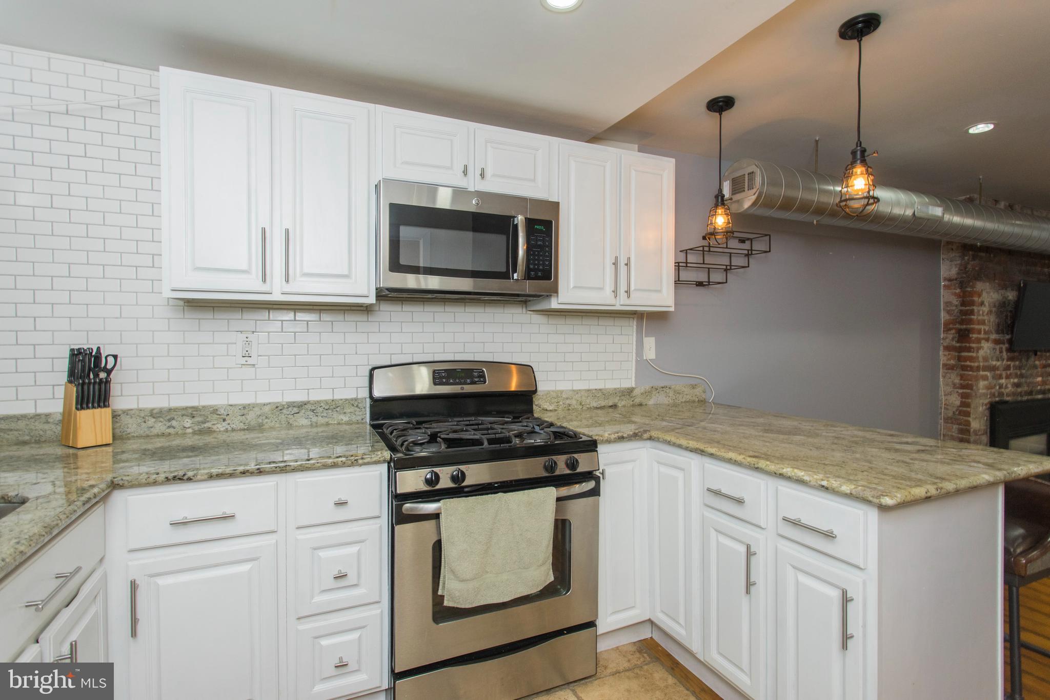 WASHINGTON SQ WEST - Residential