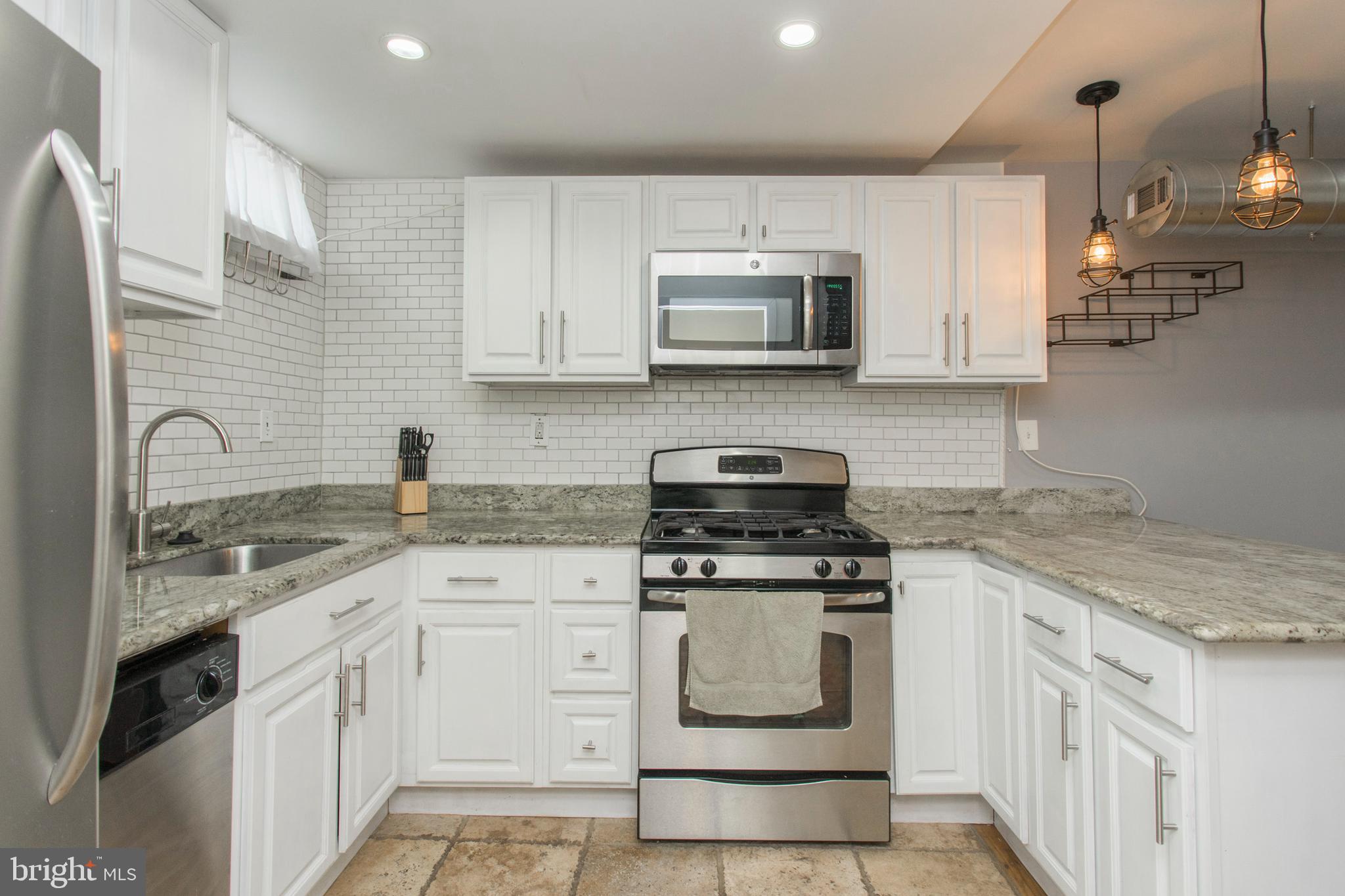 WASHINGTON SQ WEST - Residential