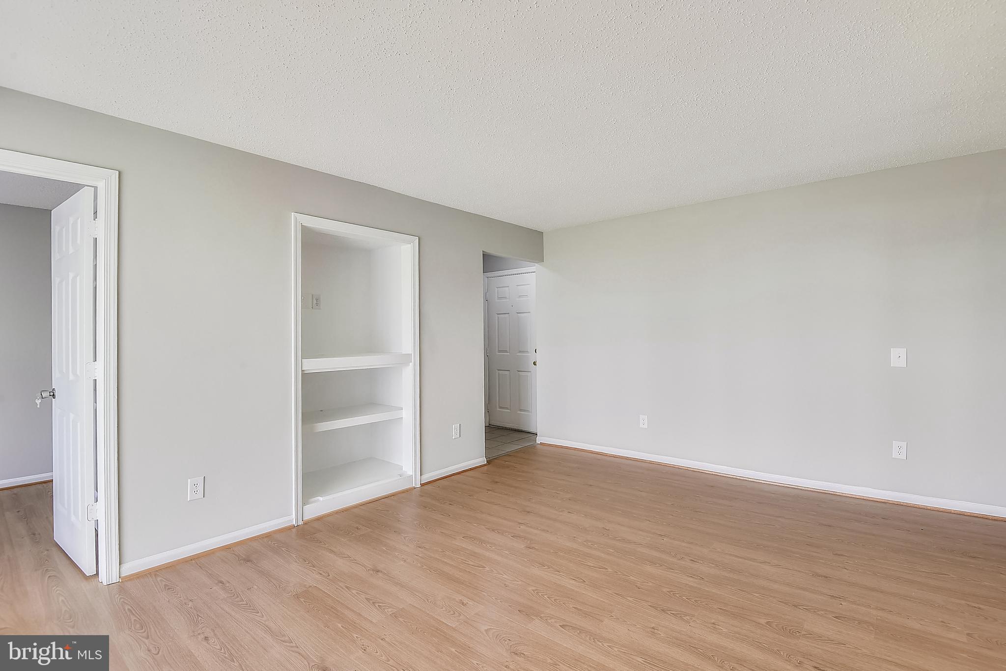 FOX CHAPEL AT TUDOR KNOLLS - Residential