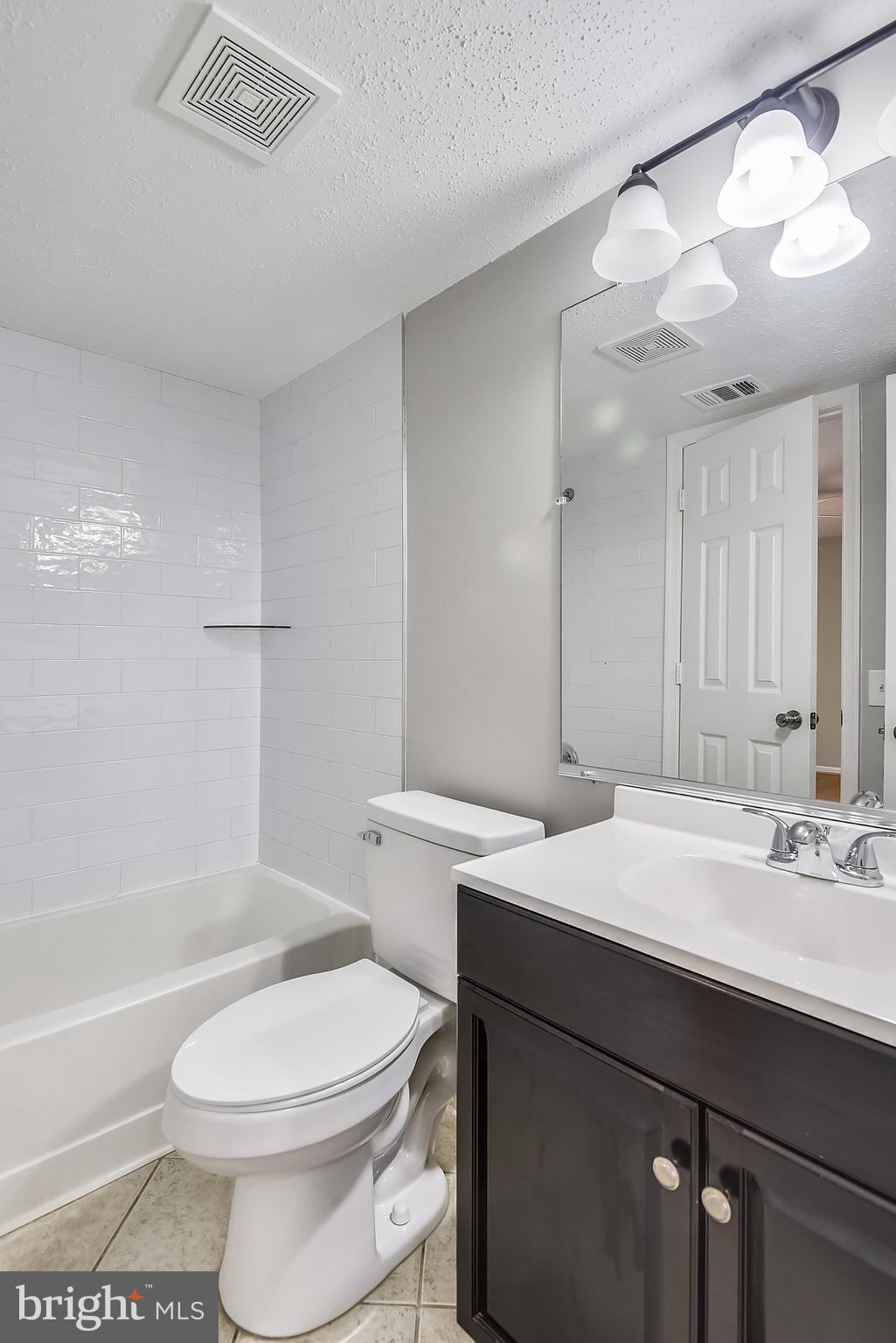 FOX CHAPEL AT TUDOR KNOLLS - Residential