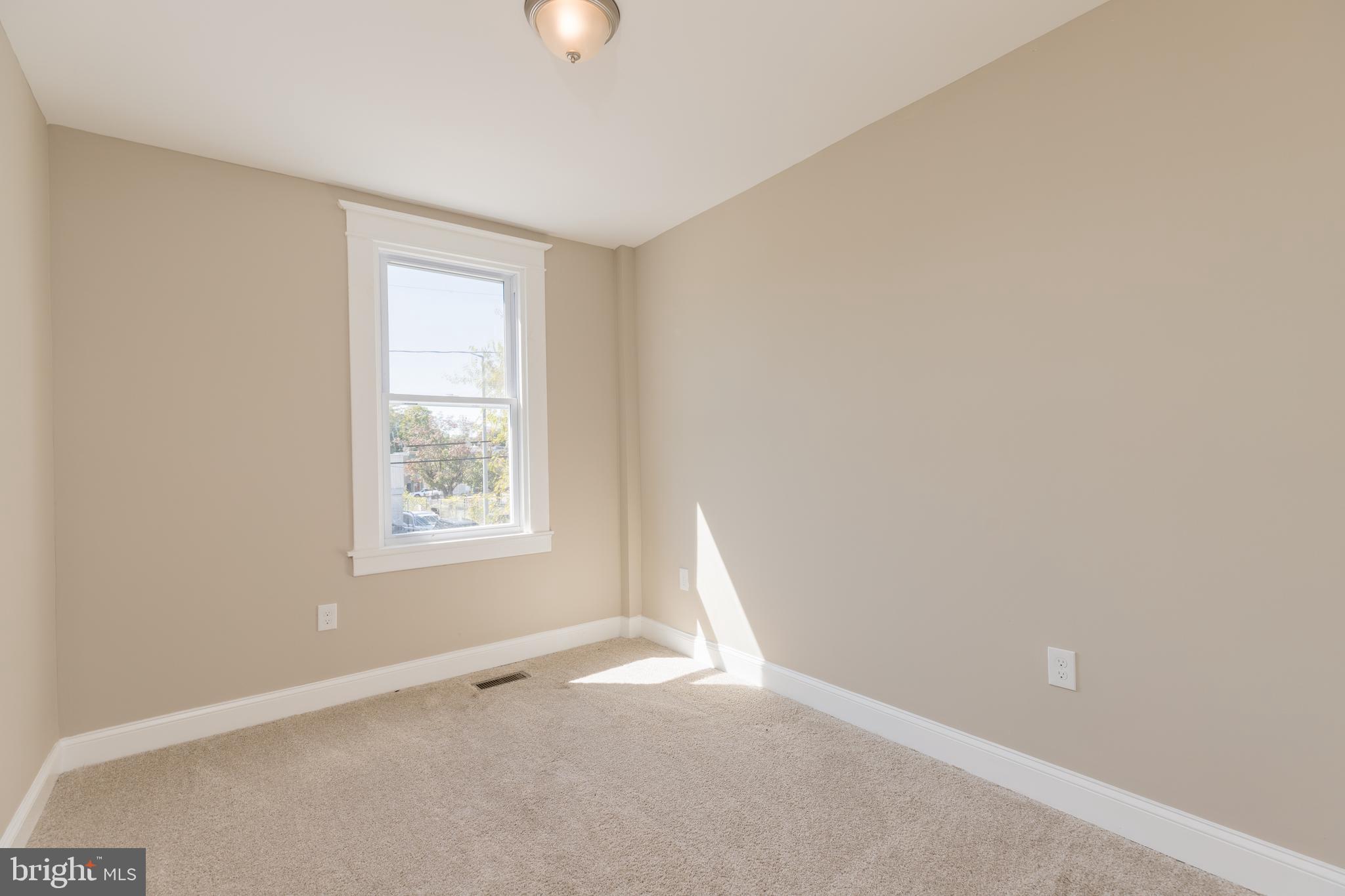 BELAIR-EDISON - Residential