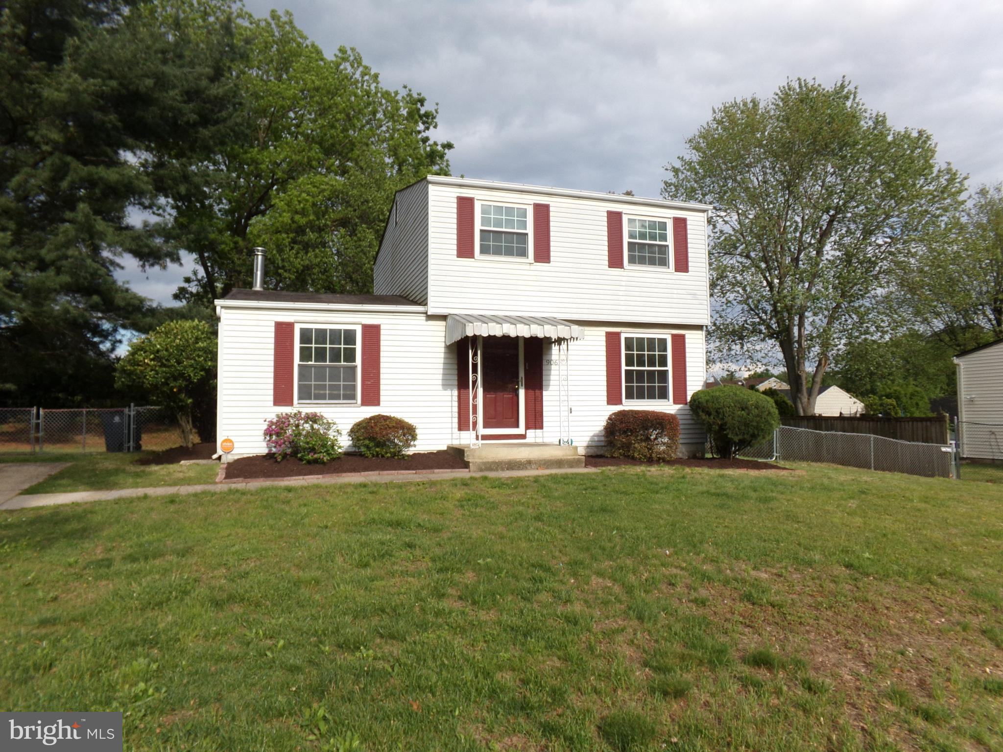 RAMBLING HILLS - Residential Lease