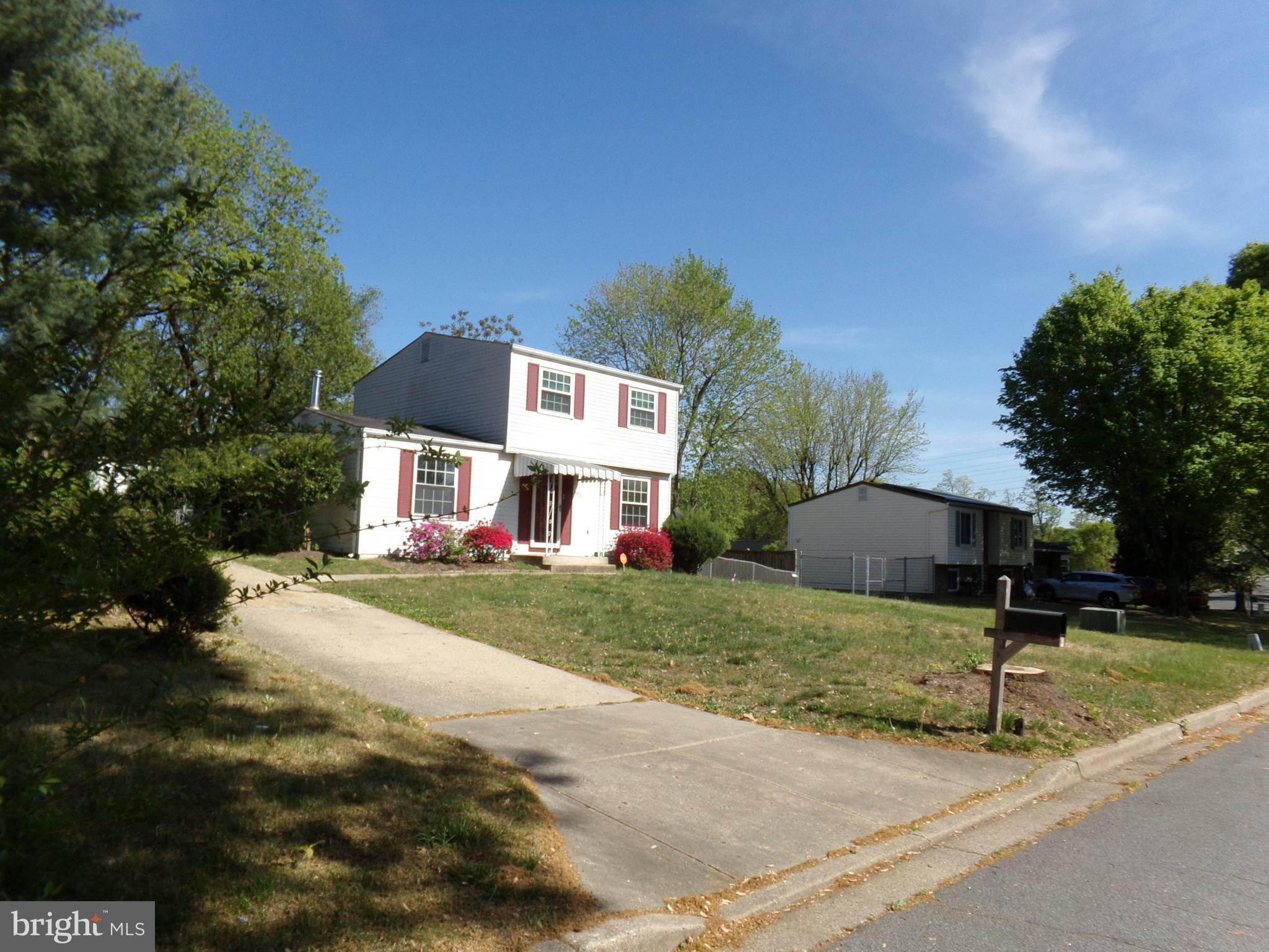 RAMBLING HILLS - Residential Lease