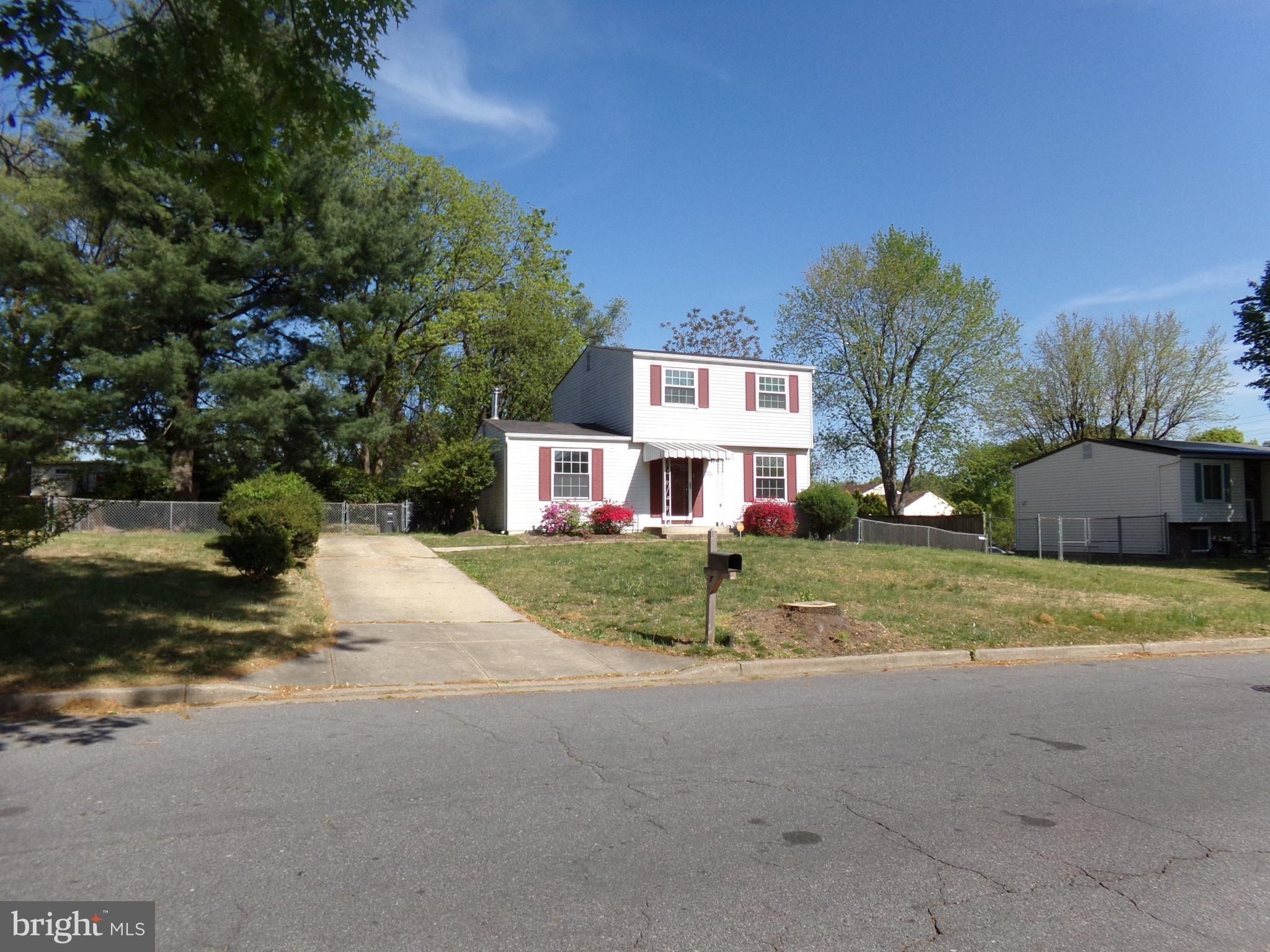 RAMBLING HILLS - Residential Lease