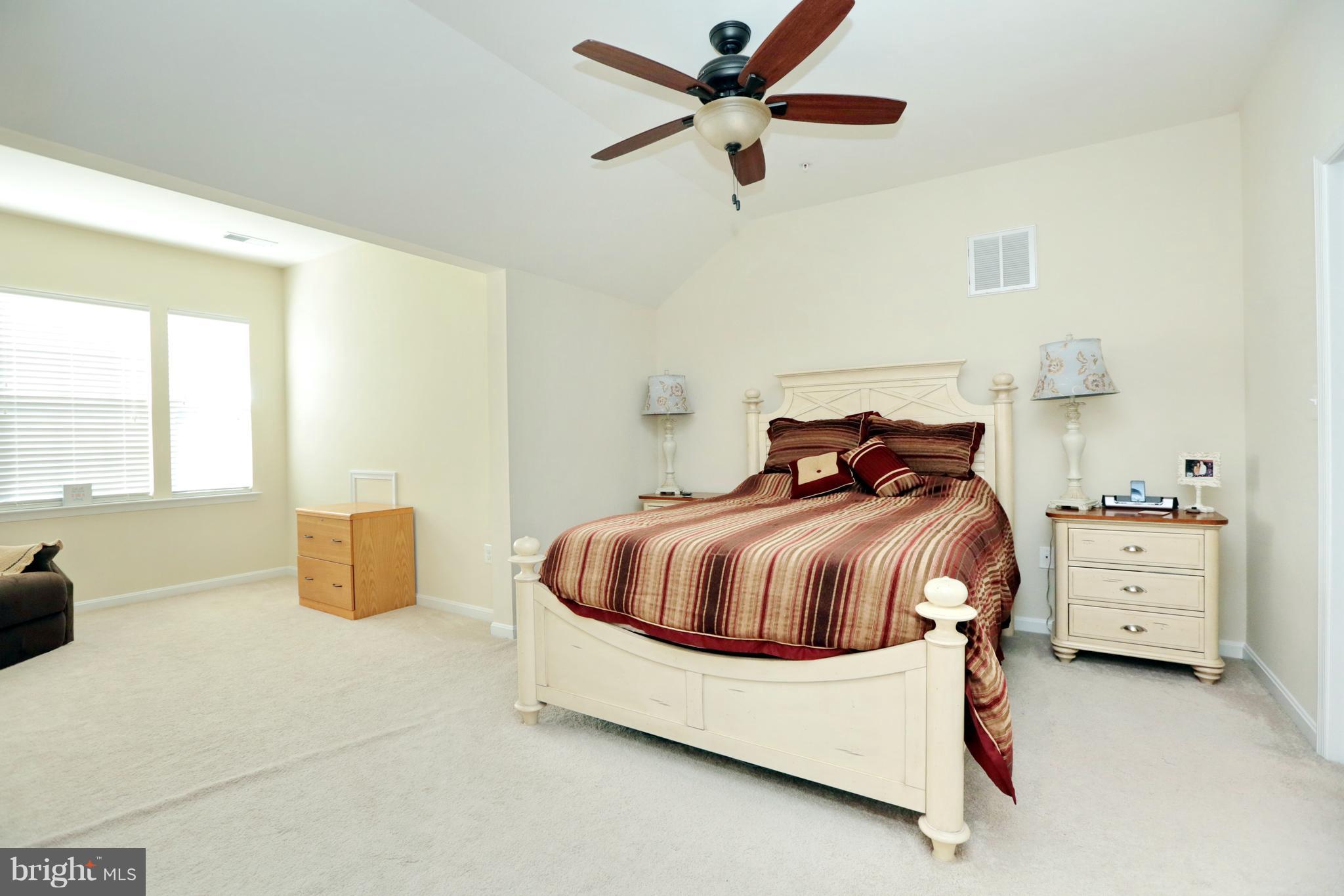 THE VILLAGES OF STEEPLEC - Residential Lease