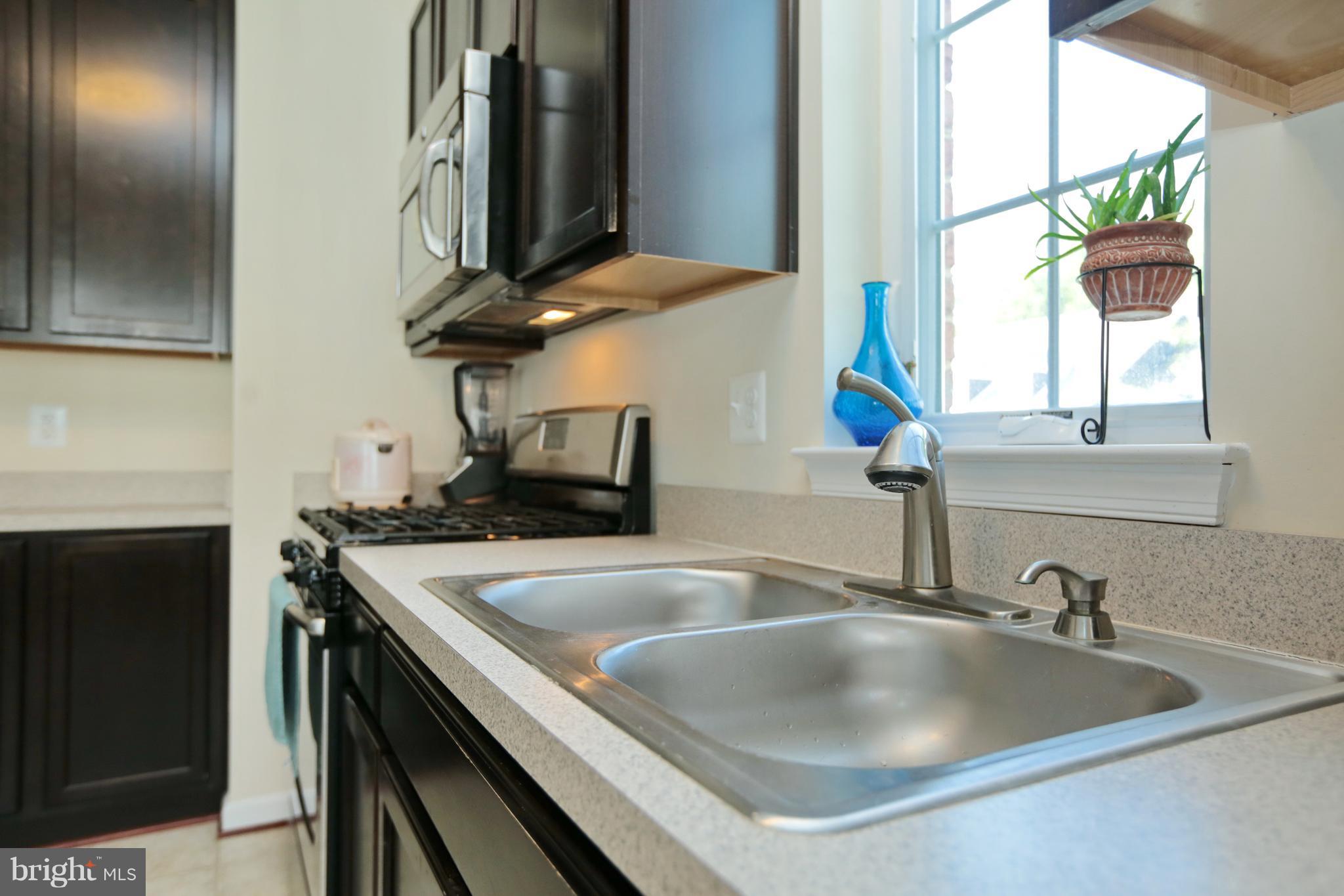 THE VILLAGES OF STEEPLEC - Residential Lease