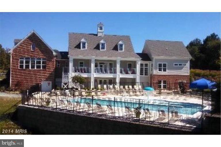 THE VILLAGES OF STEEPLEC - Residential Lease