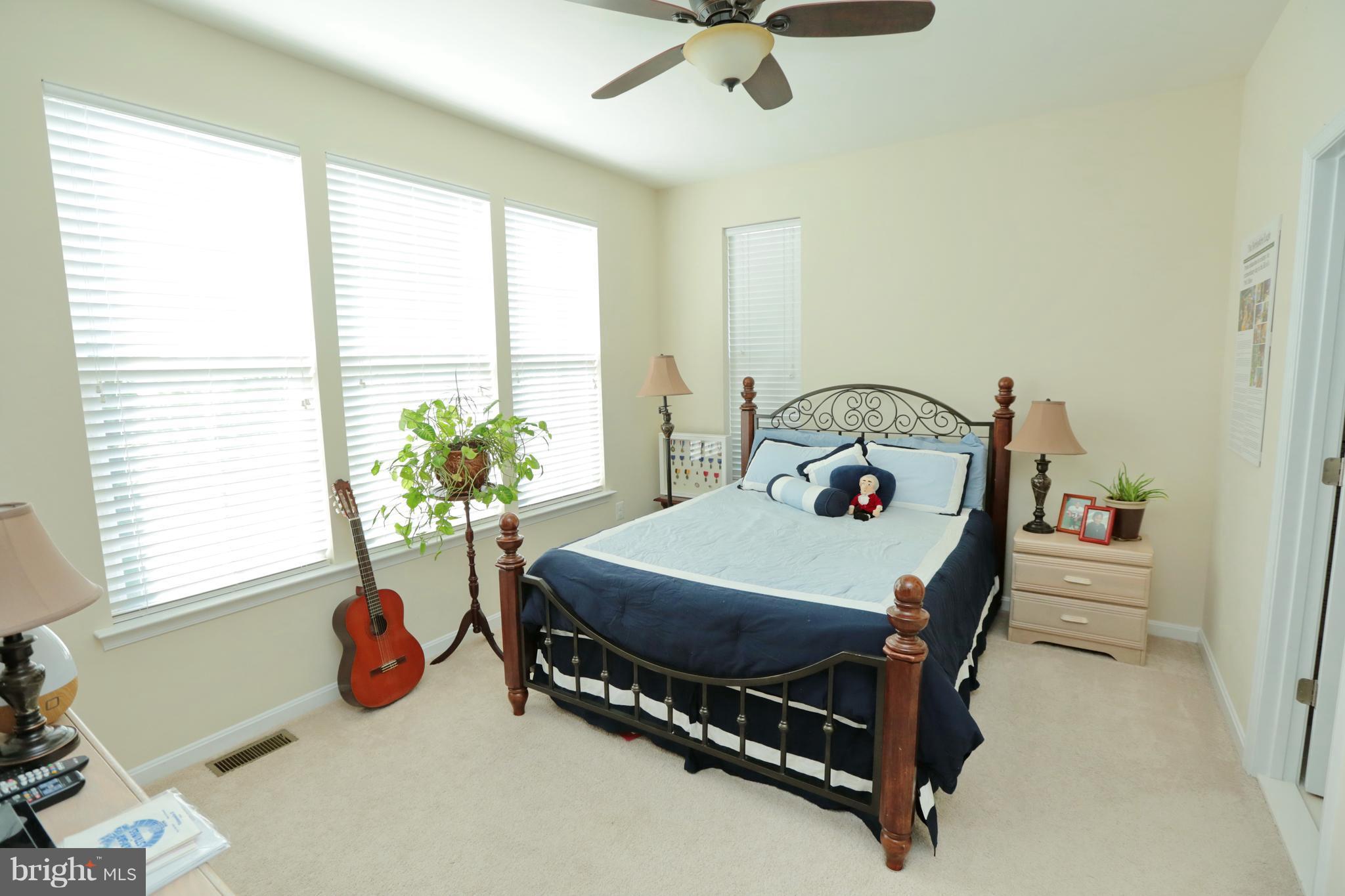 THE VILLAGES OF STEEPLEC - Residential Lease