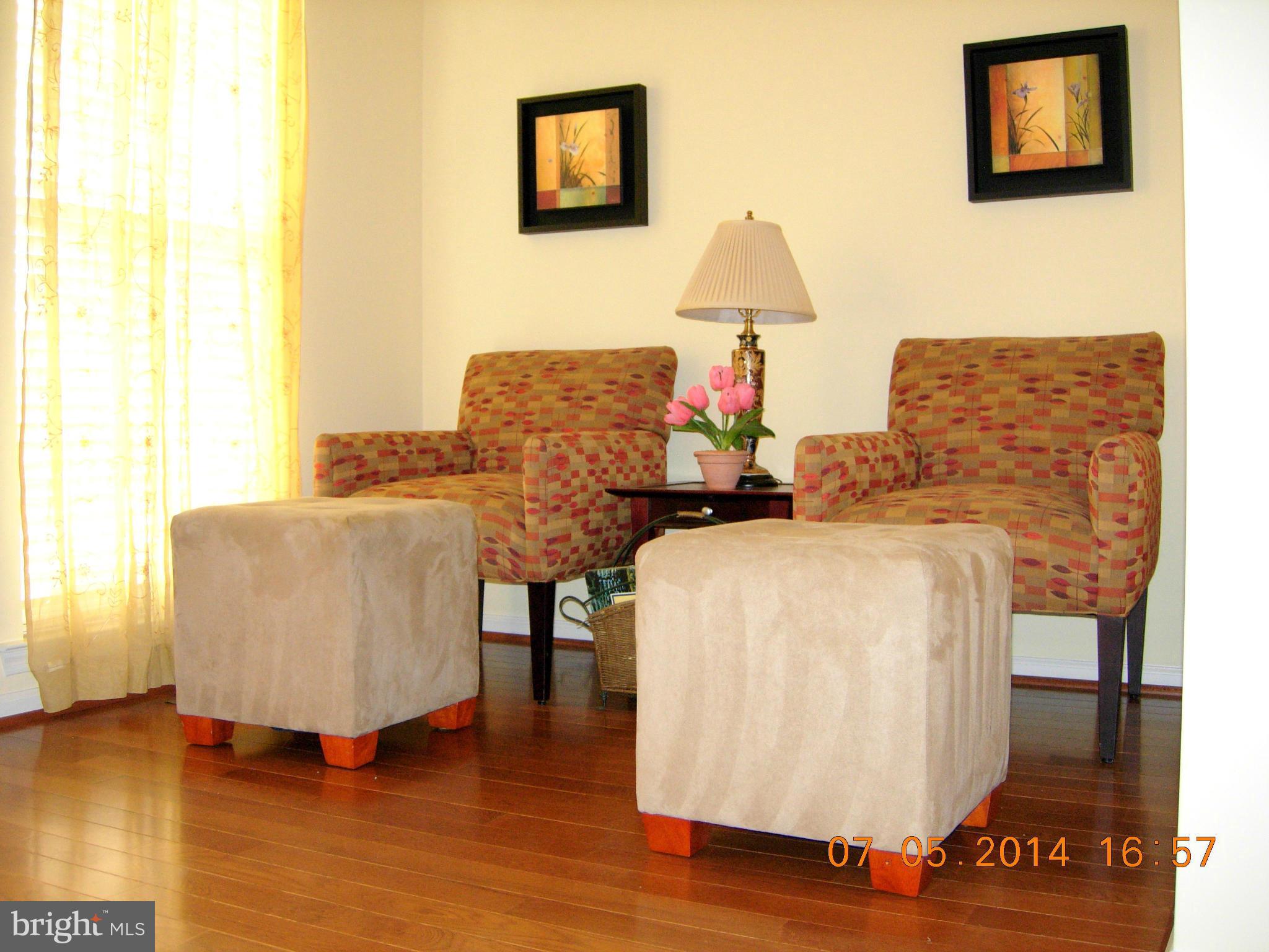 SIGNATURE AT BROADLANDS - Residential