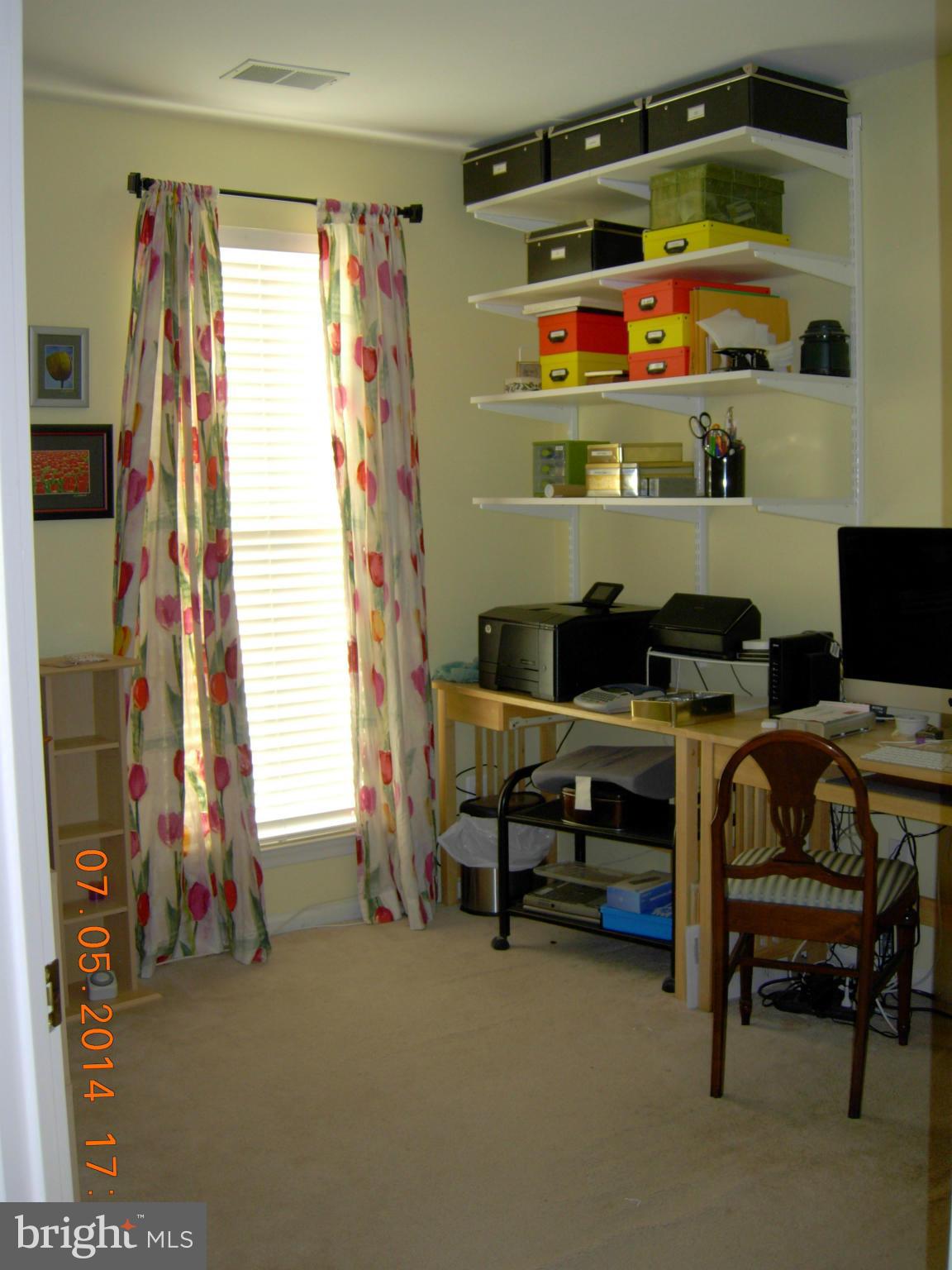 SIGNATURE AT BROADLANDS - Residential