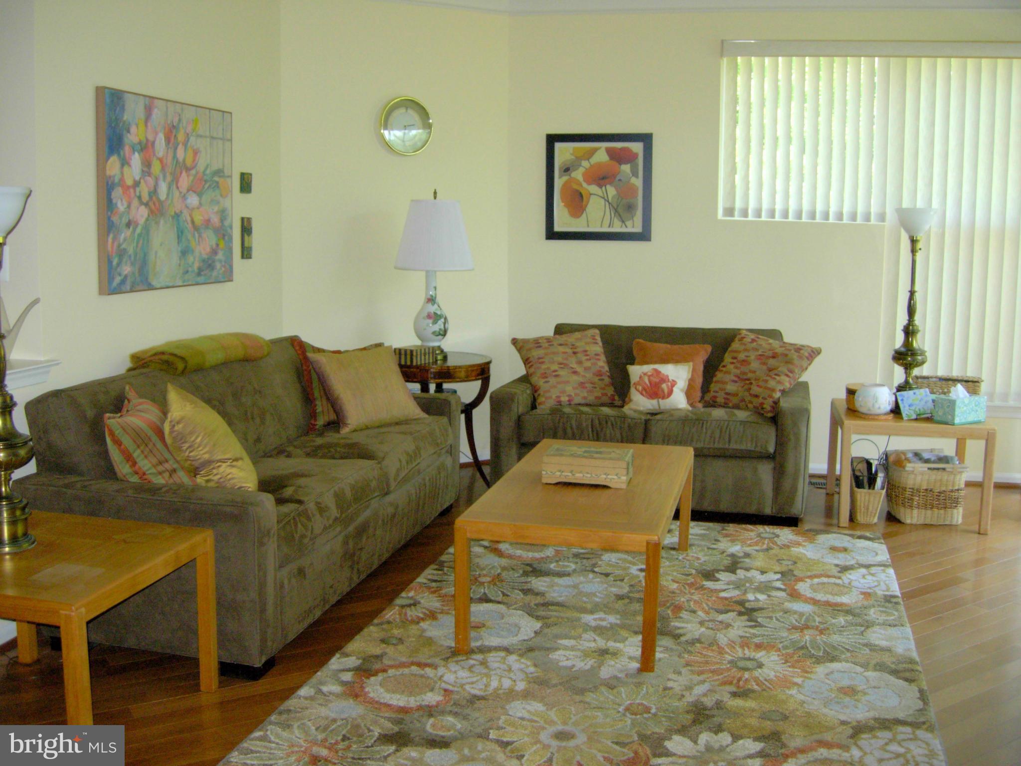 SIGNATURE AT BROADLANDS - Residential