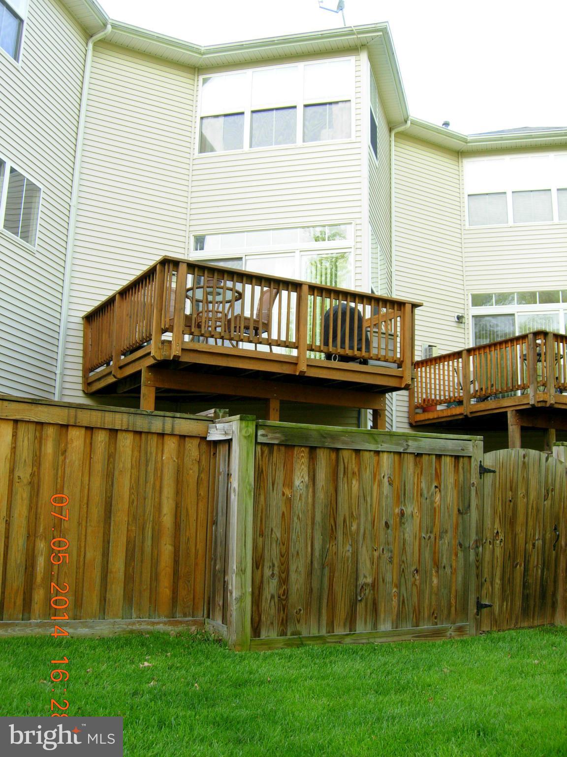 SIGNATURE AT BROADLANDS - Residential