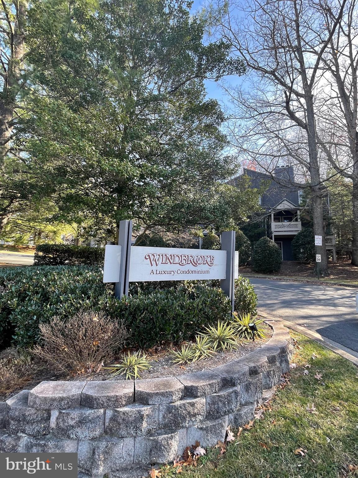 WINDBROOKE - Residential