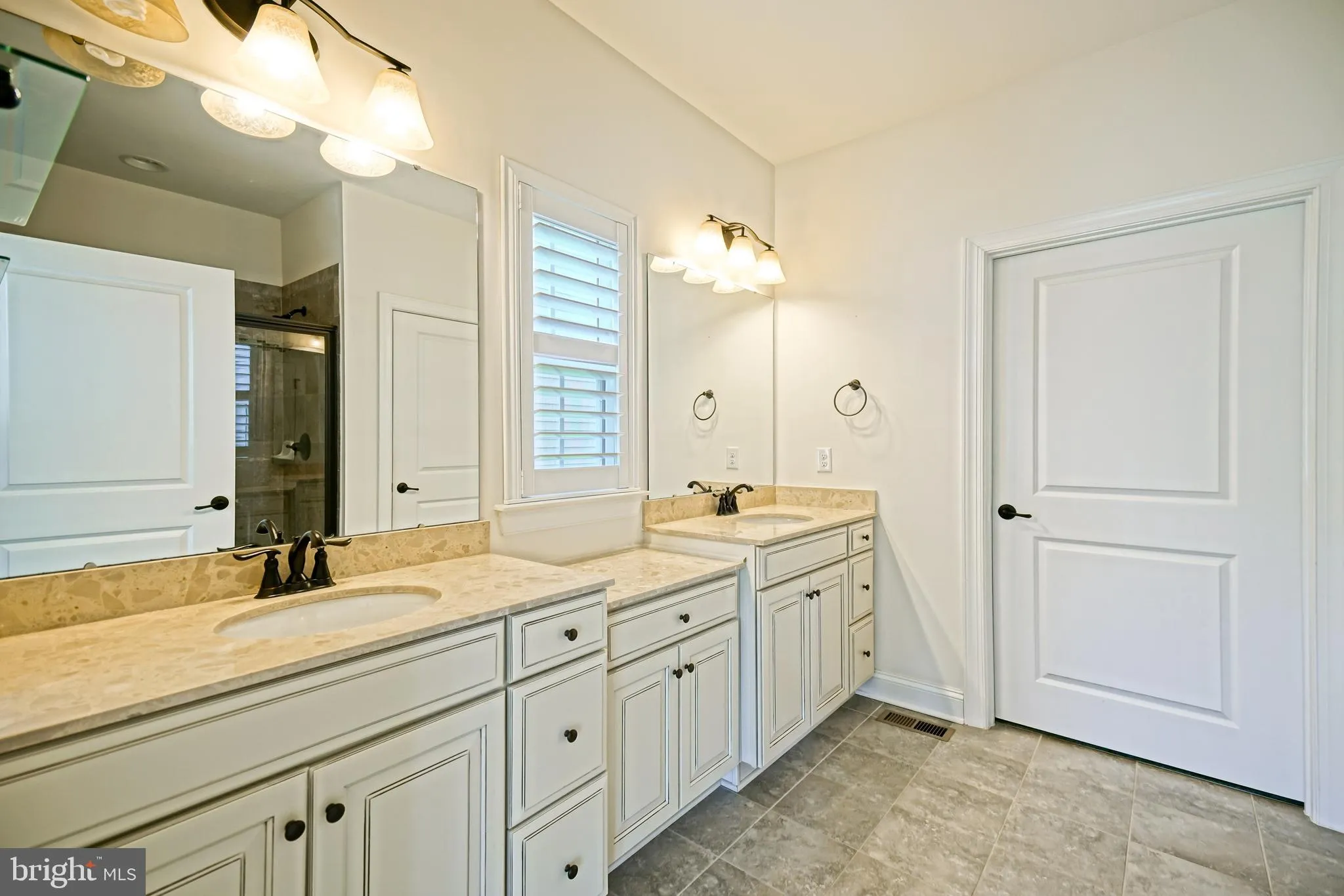 Lewes, Delaware 19958, United States, 3 Bedrooms Bedrooms, ,3 BathroomsBathrooms,Residential,Contingent,216075