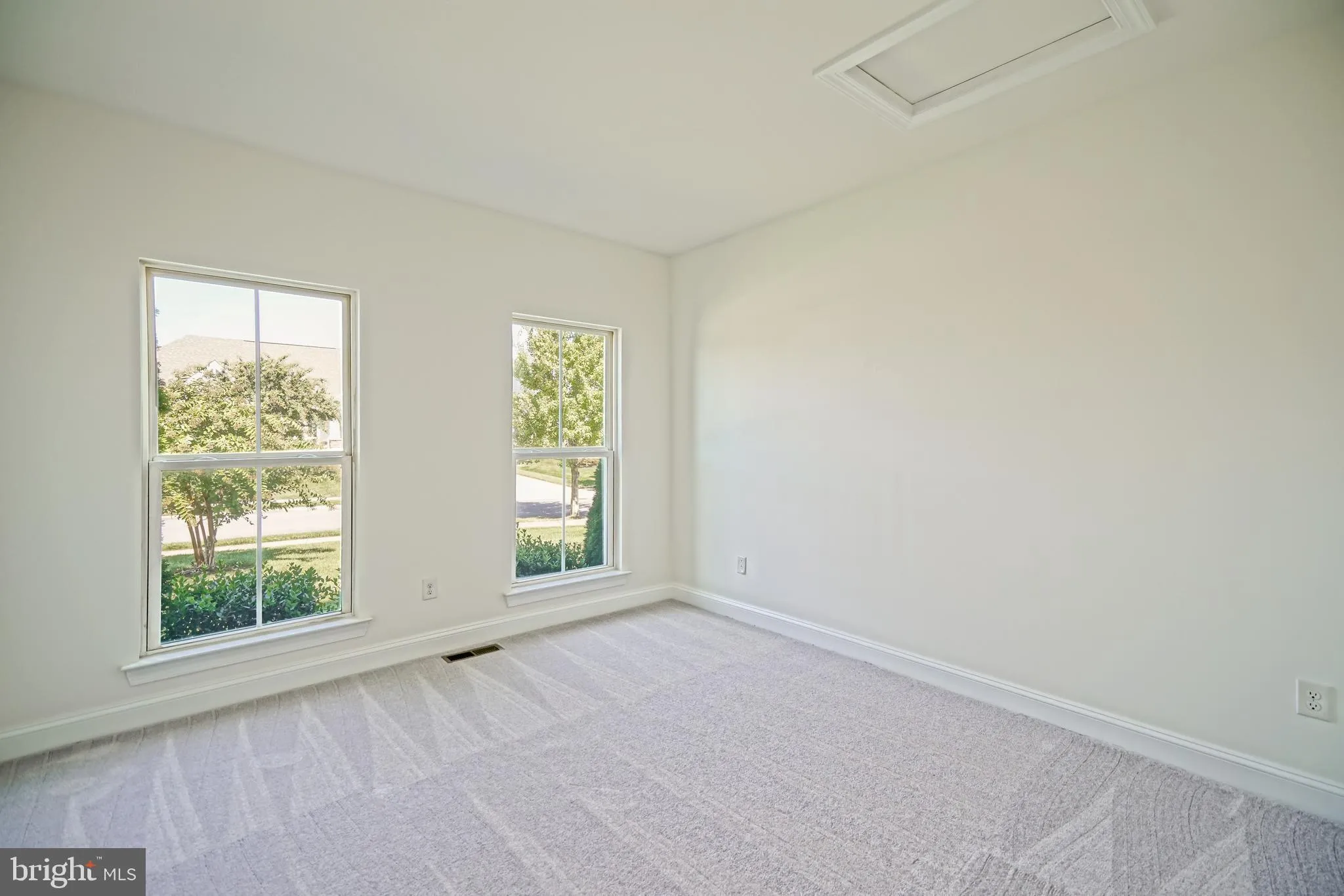 Lewes, Delaware 19958, United States, 3 Bedrooms Bedrooms, ,3 BathroomsBathrooms,Residential,Contingent,216075