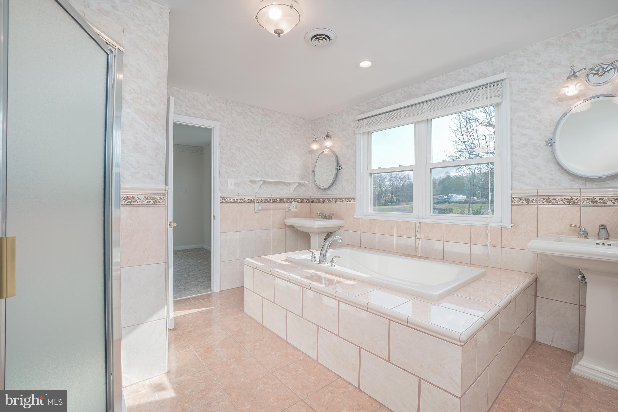 NORTH EAST - Residential