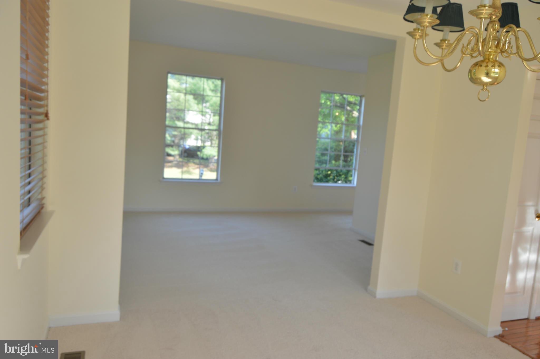 STONE RIVER - Residential Lease