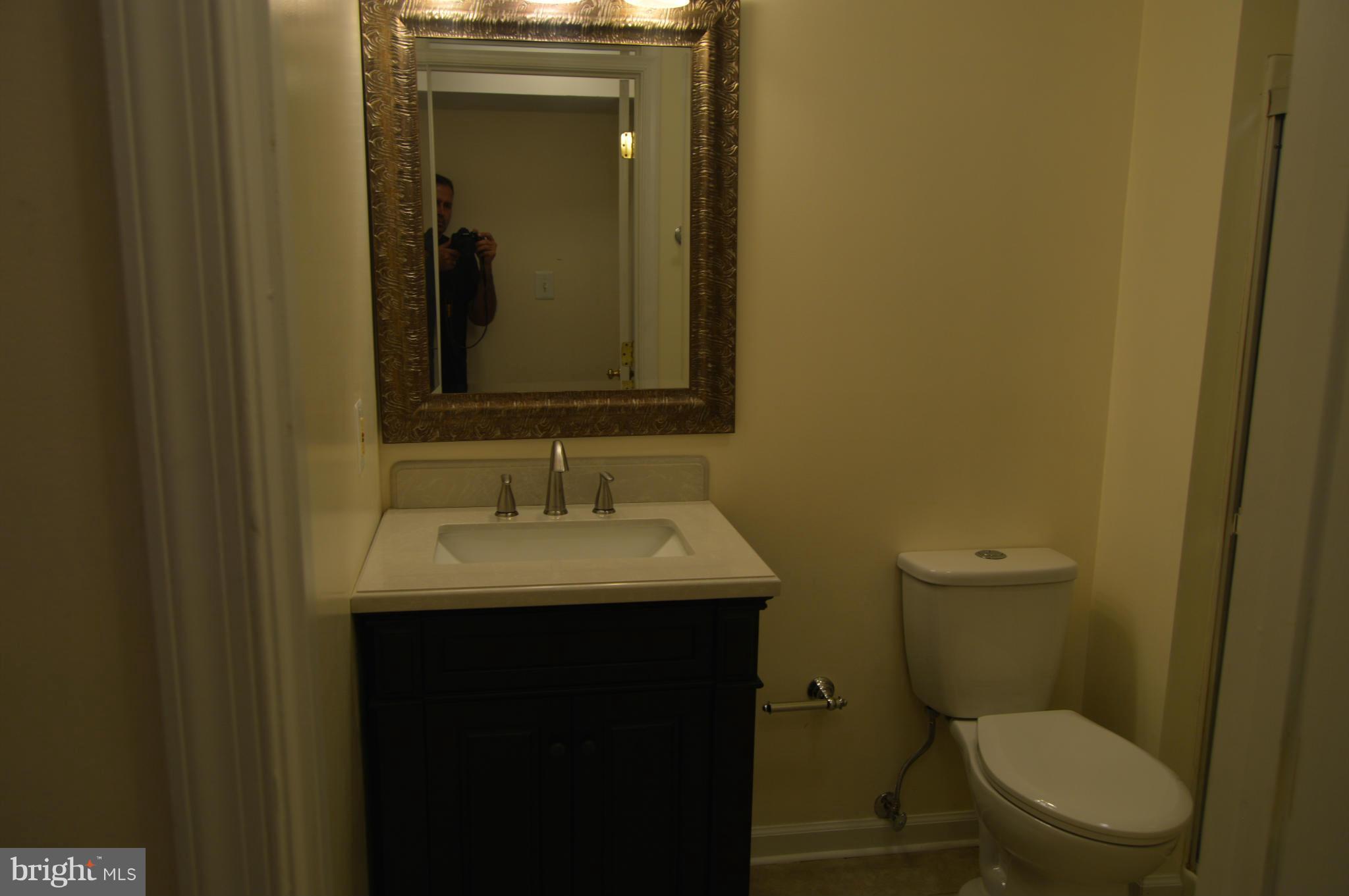 STONE RIVER - Residential Lease