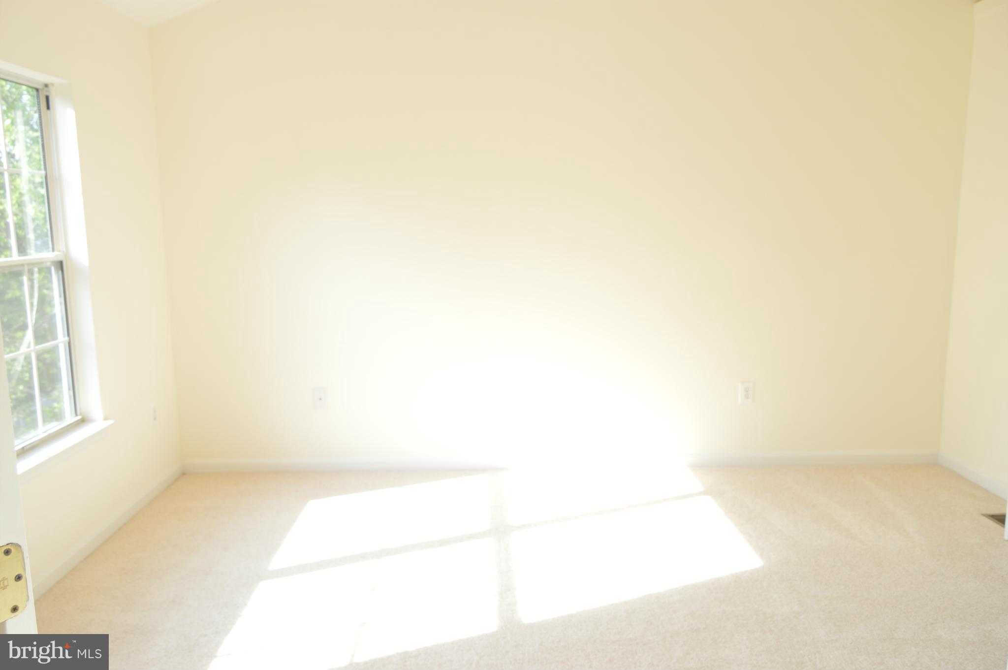 STONE RIVER - Residential Lease