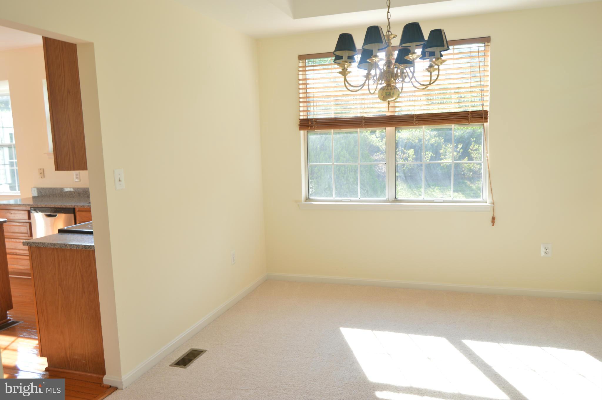 STONE RIVER - Residential Lease