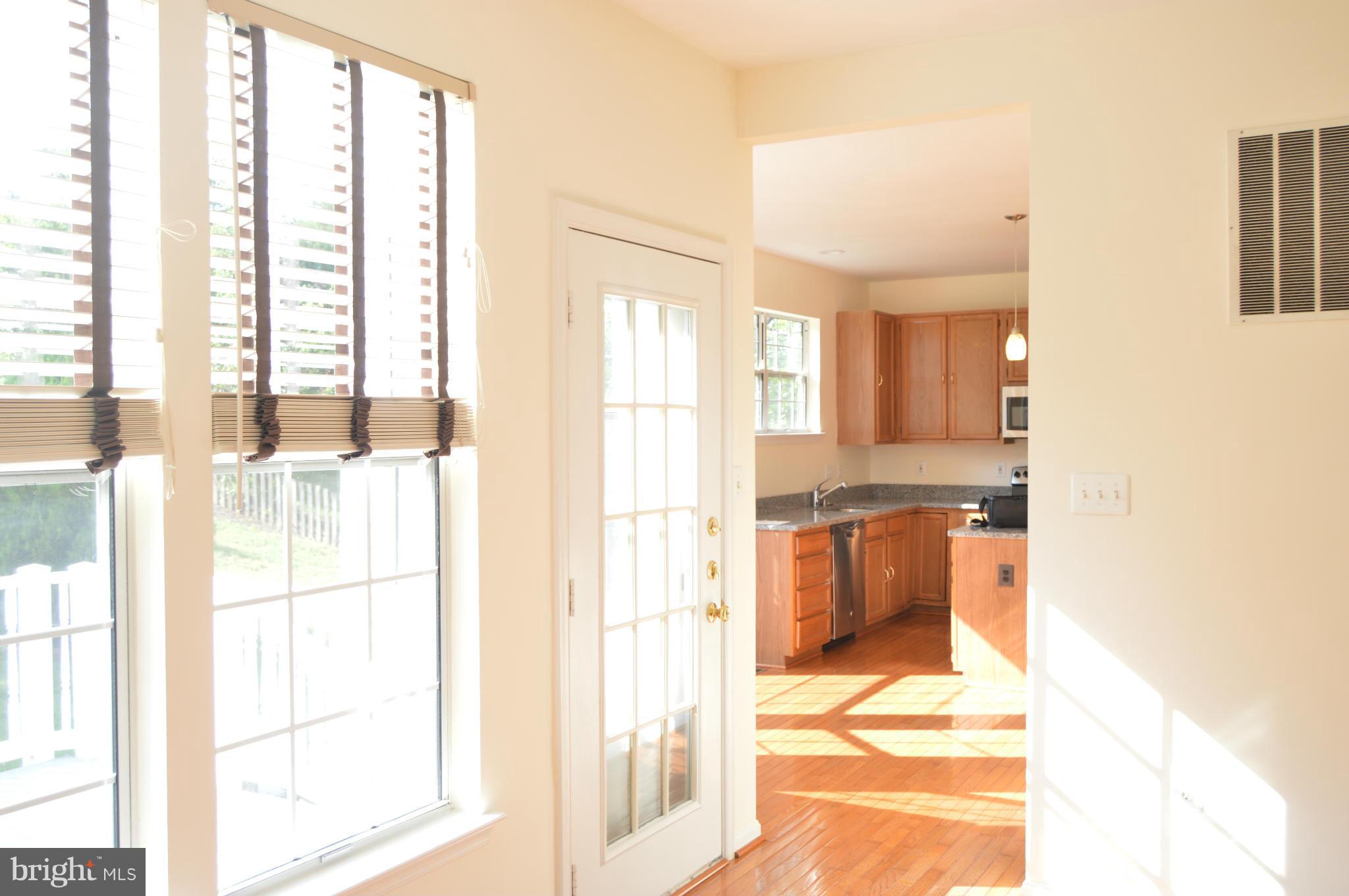 STONE RIVER - Residential Lease