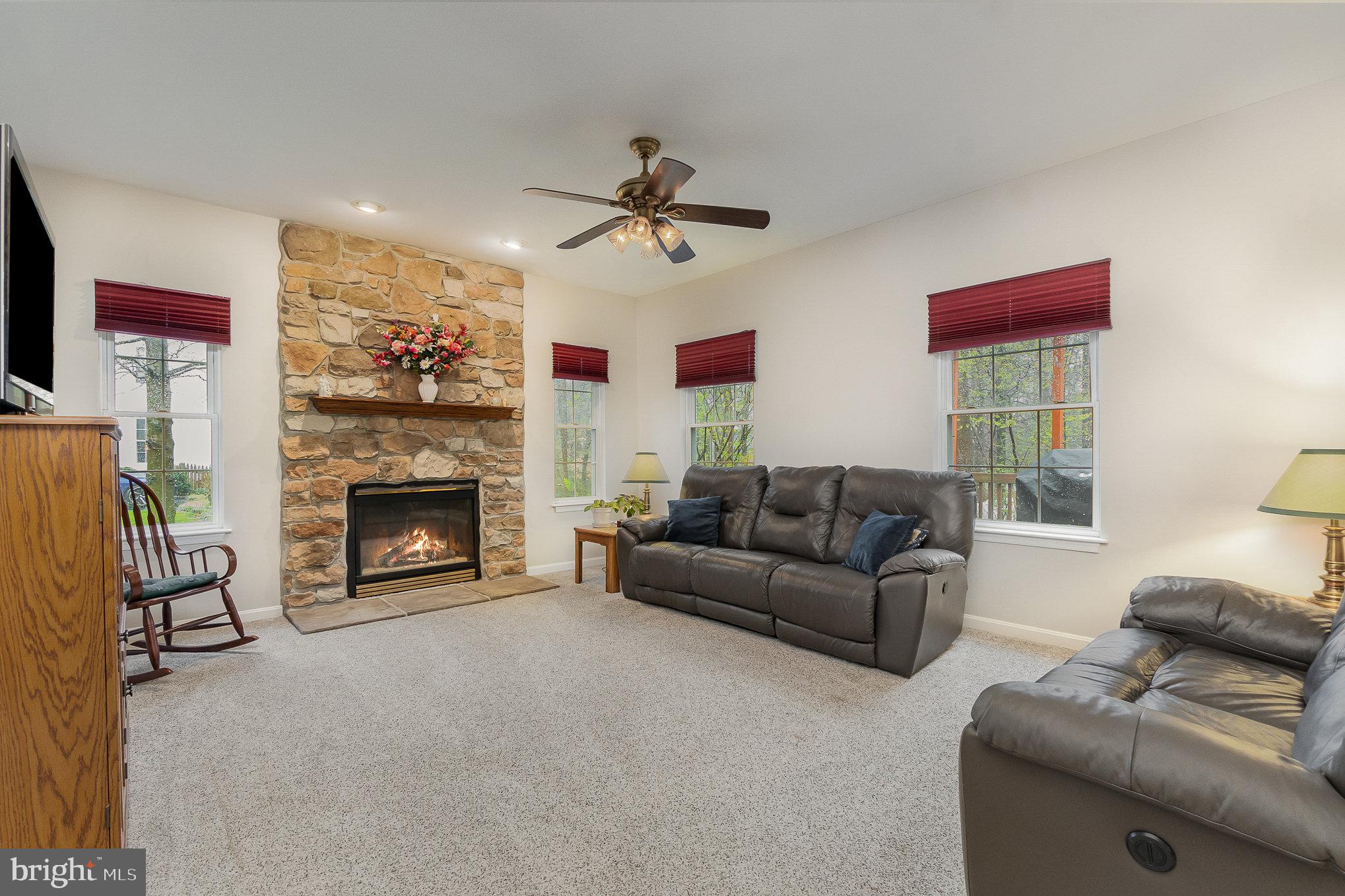 WOODCREST - Residential