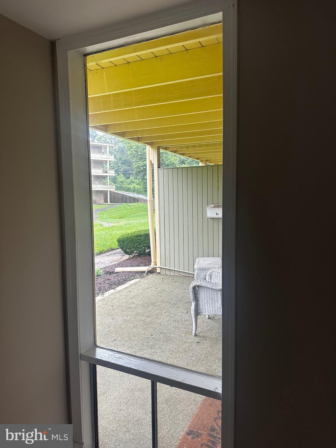 HOLLY HILL CONDOMINIUMS - Residential Lease