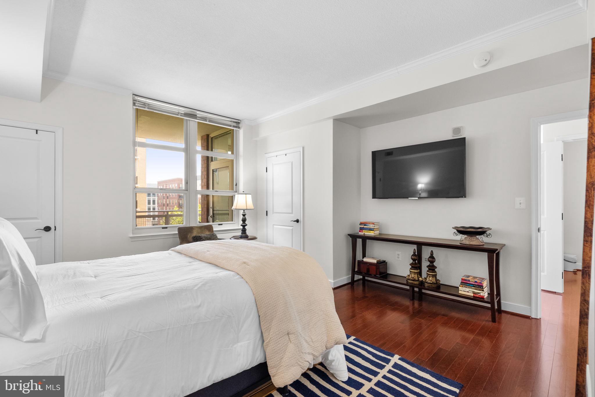 FLEET STREET CONDOMINIUMS - Residential