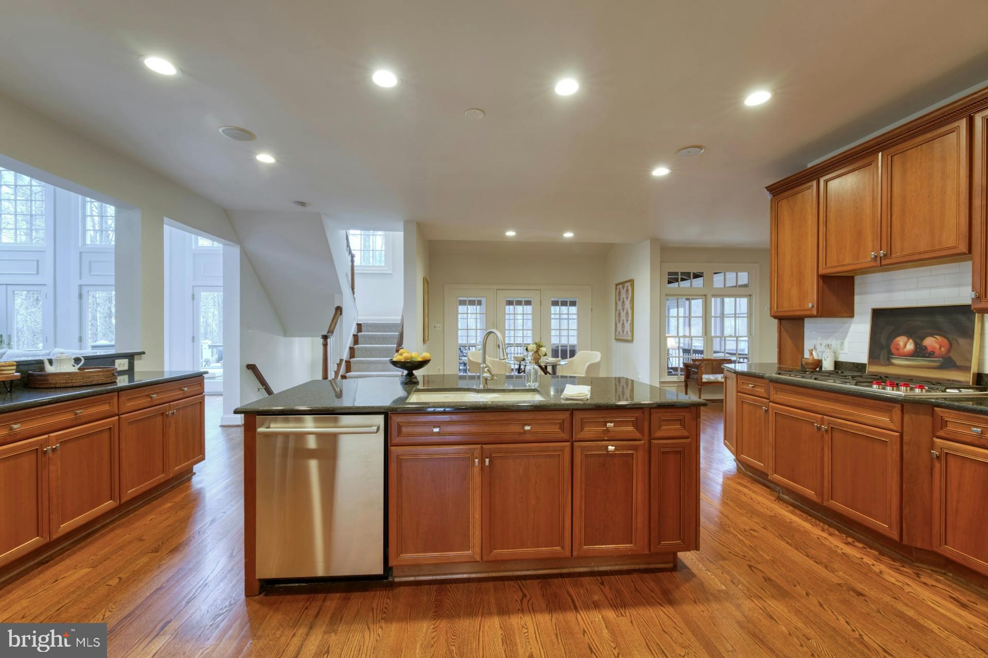 BEACON HILL - Residential