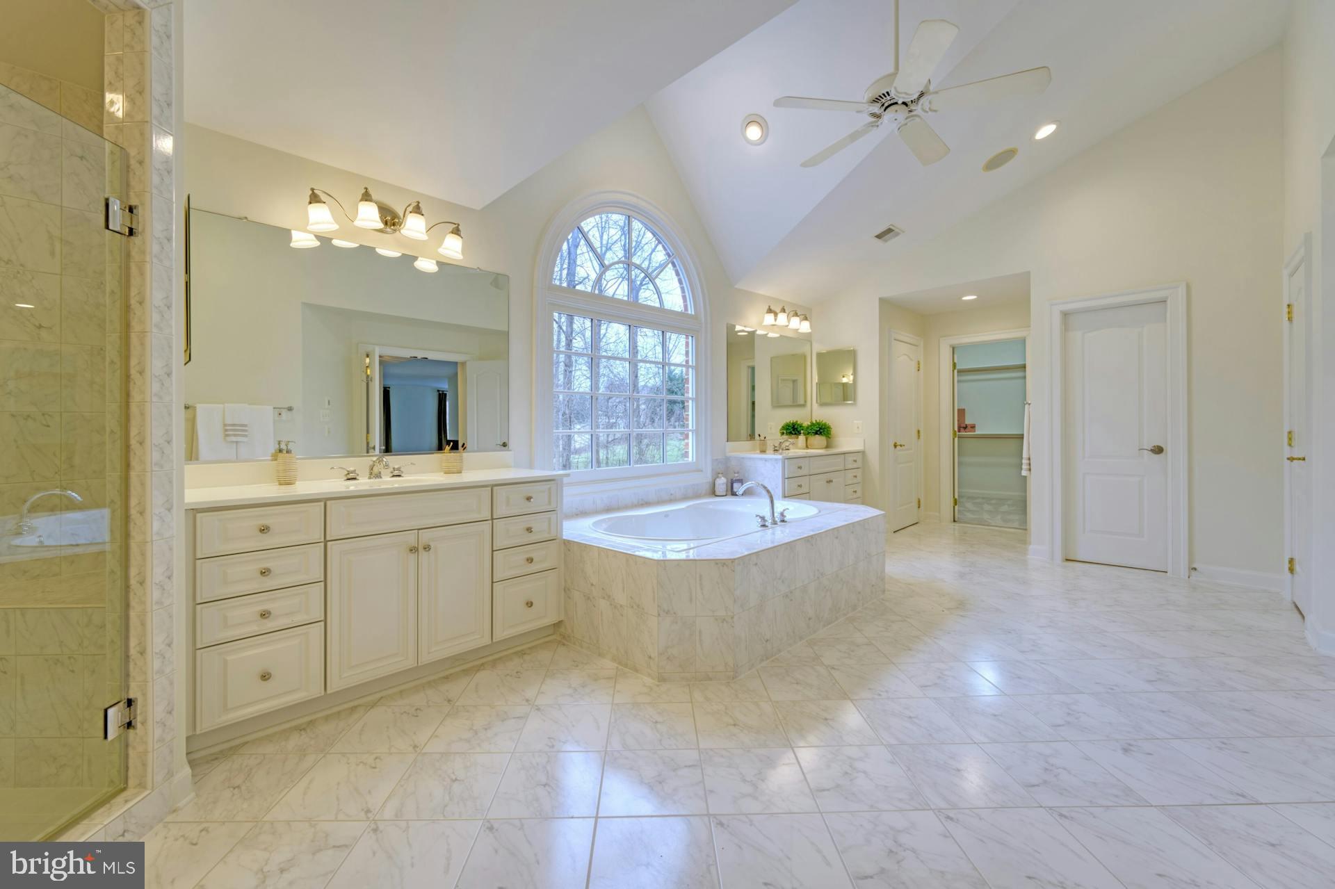 BEACON HILL - Residential