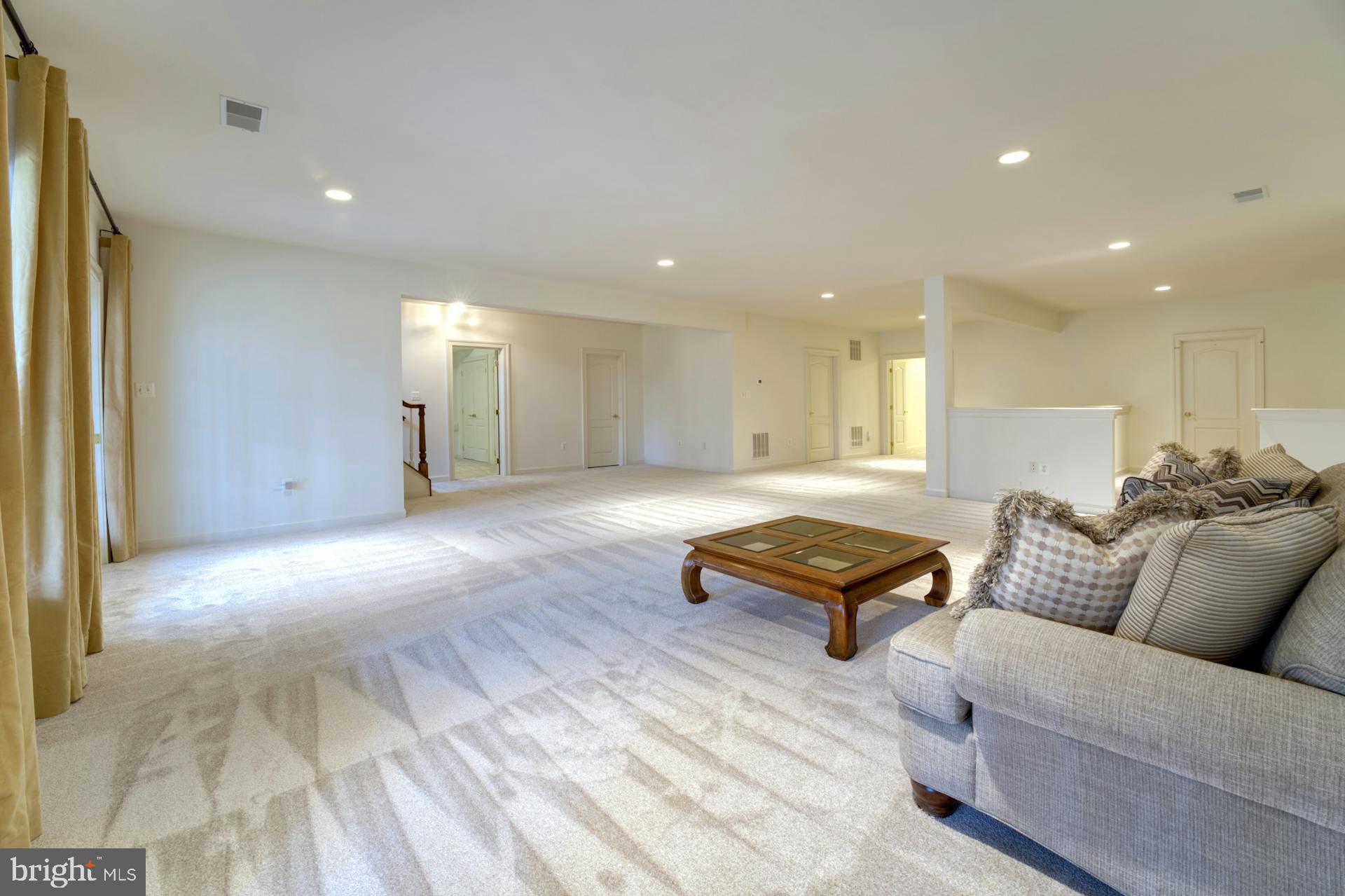 BEACON HILL - Residential