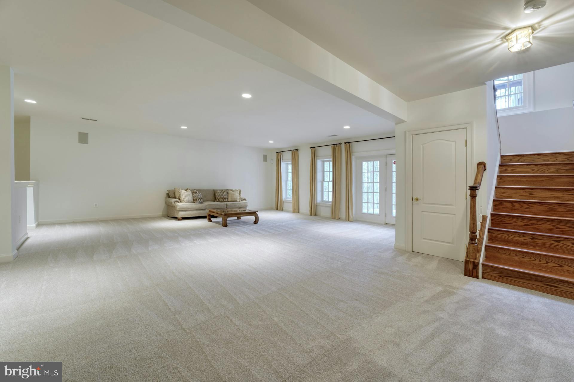 BEACON HILL - Residential