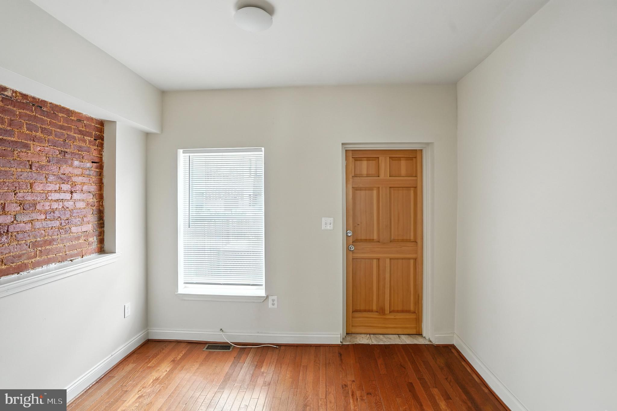 GREENMOUNT WEST - Residential