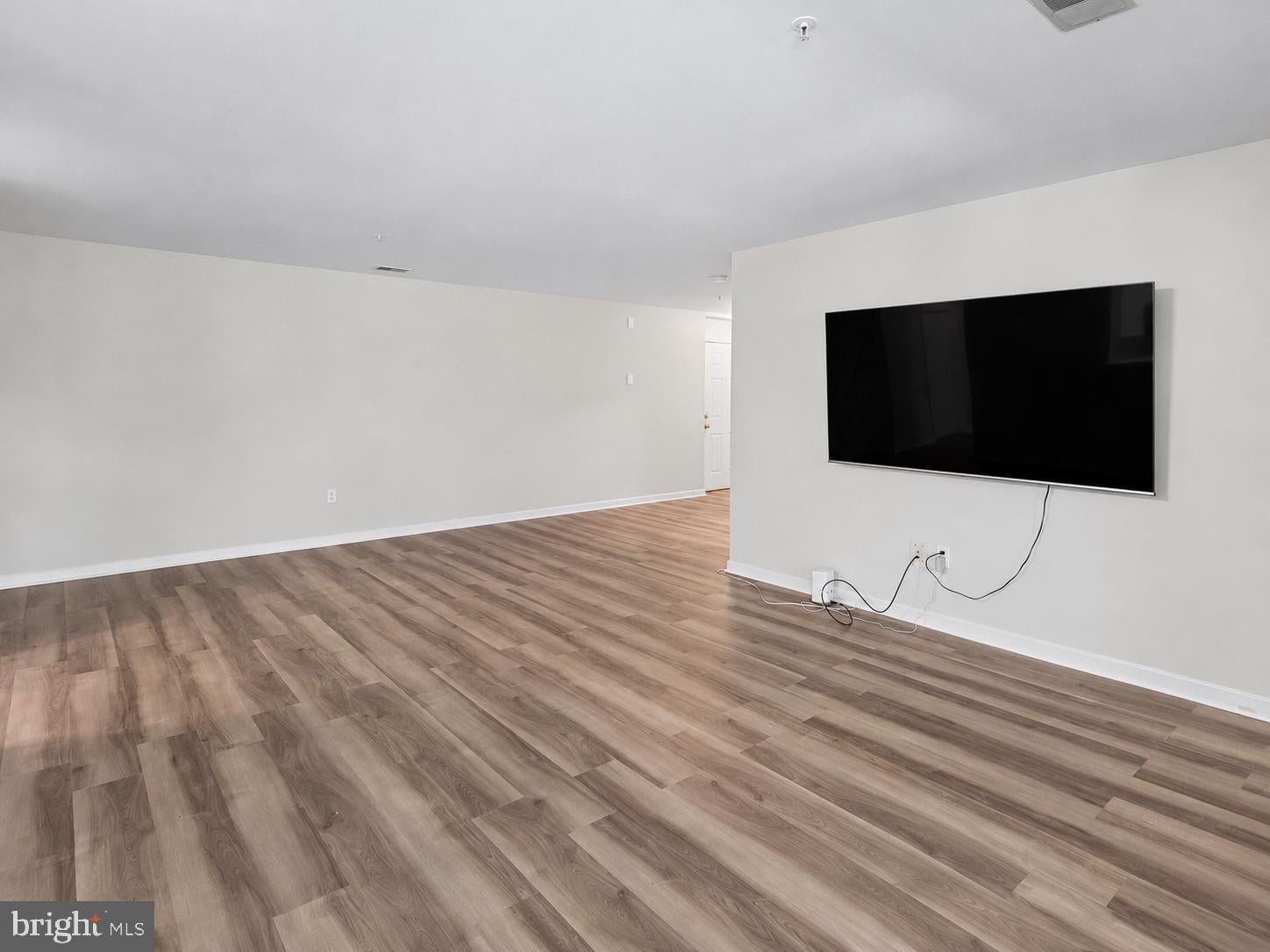 7532 COXTON COURT G-127