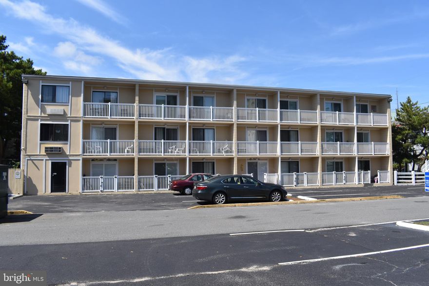 Great Deal!  30 seconds to the beach . Ocean Block Efficiency.  Completely upgraded including  countertops and flooring, a must see.  Top floor condo with poolside and sunset views. Close to restaurants and entertainment. Low condo fees include cable and hot water.   This is also a desirable end unit in a quite Ocean Block building.   A perfect getaway with great rental potential.  Won't last long! Make an appointment today!