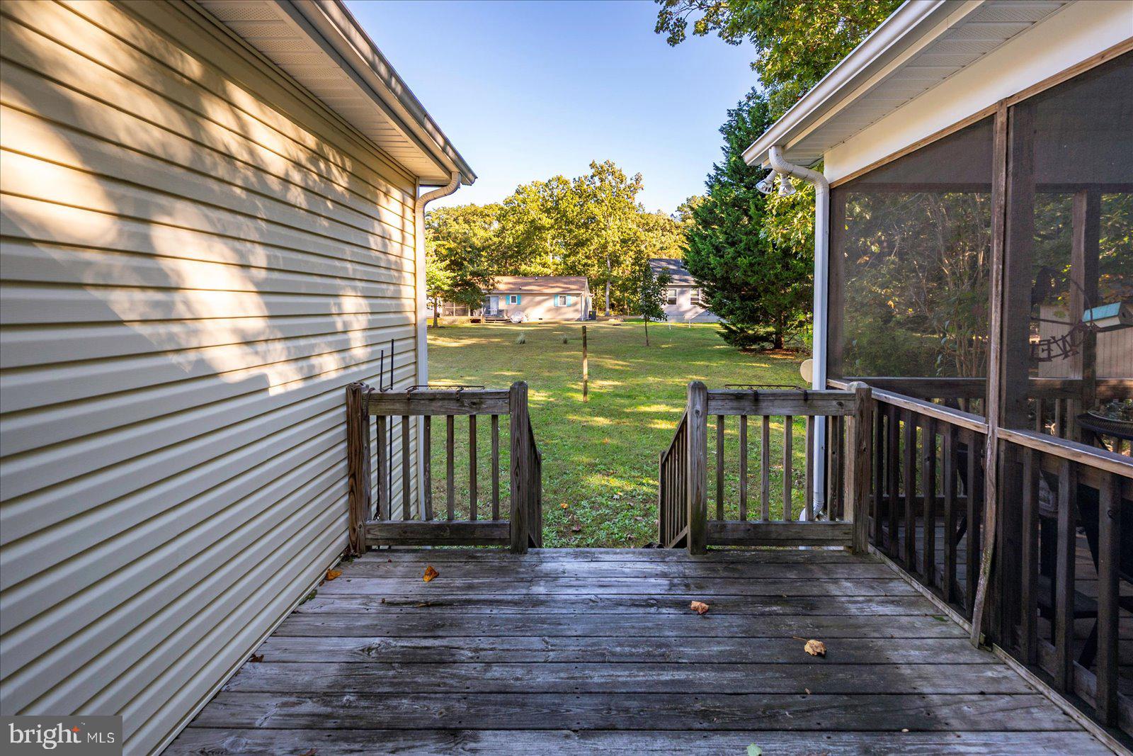 CAPTAIN'S COVE - Residential