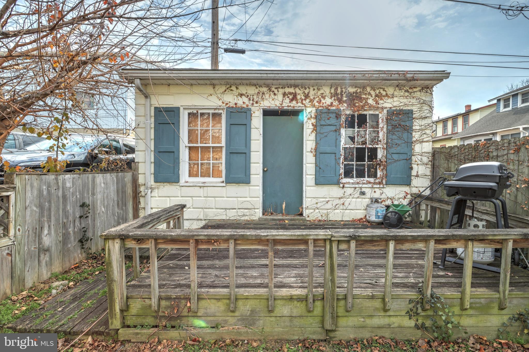 PERSHING-COTTAGE - Residential