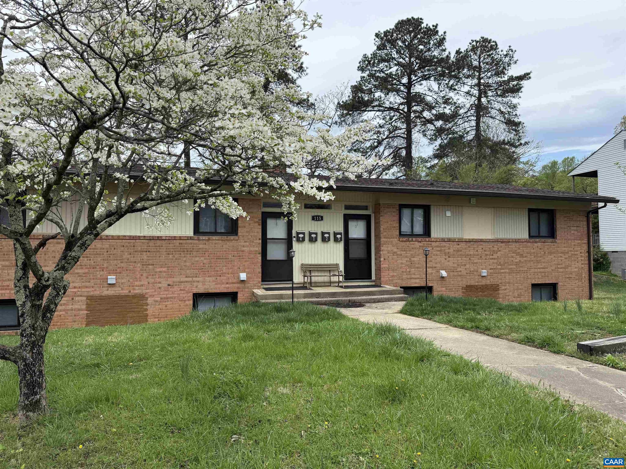 JEFFERSON PARK - Residential Lease