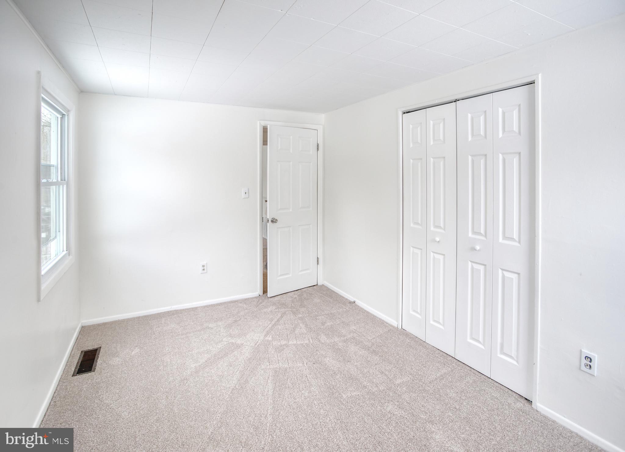 KENILWORTH - Residential