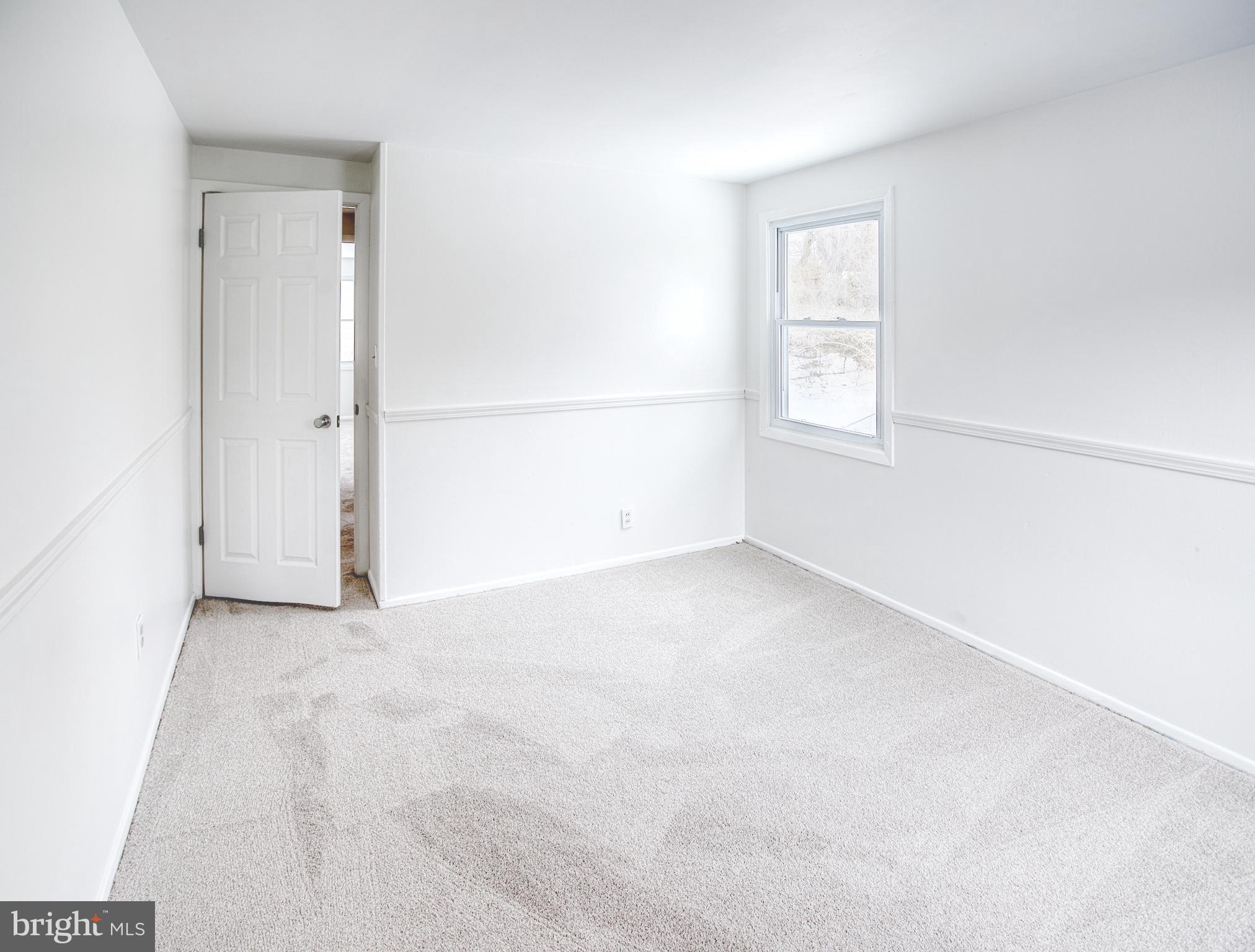 KENILWORTH - Residential