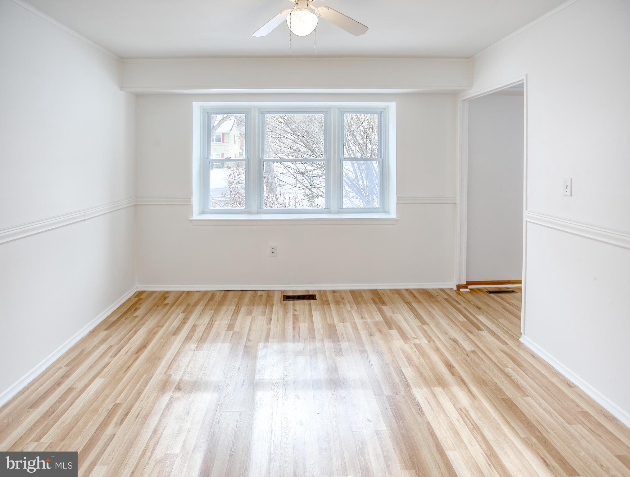 KENILWORTH - Residential