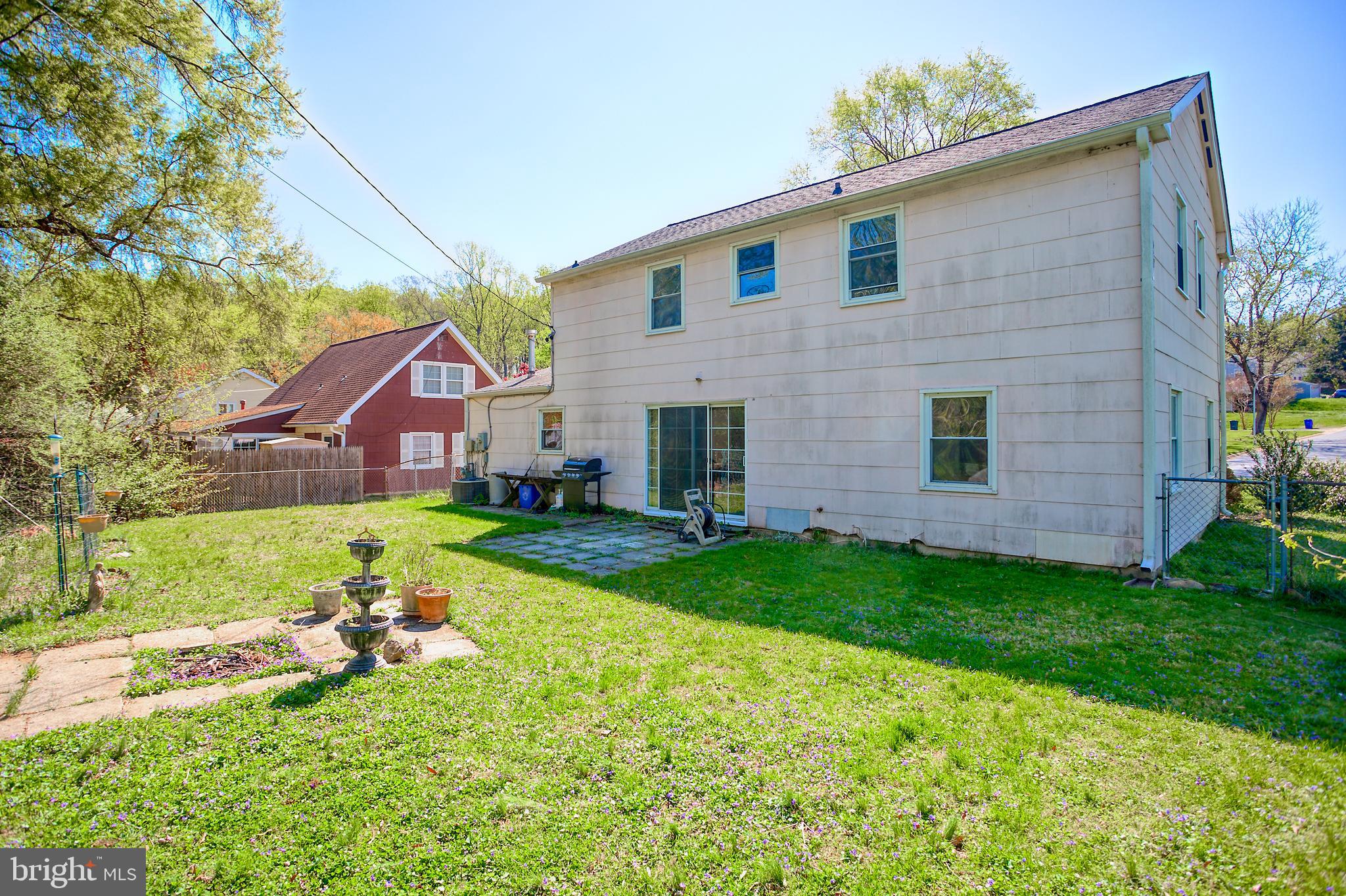 KENILWORTH - Residential