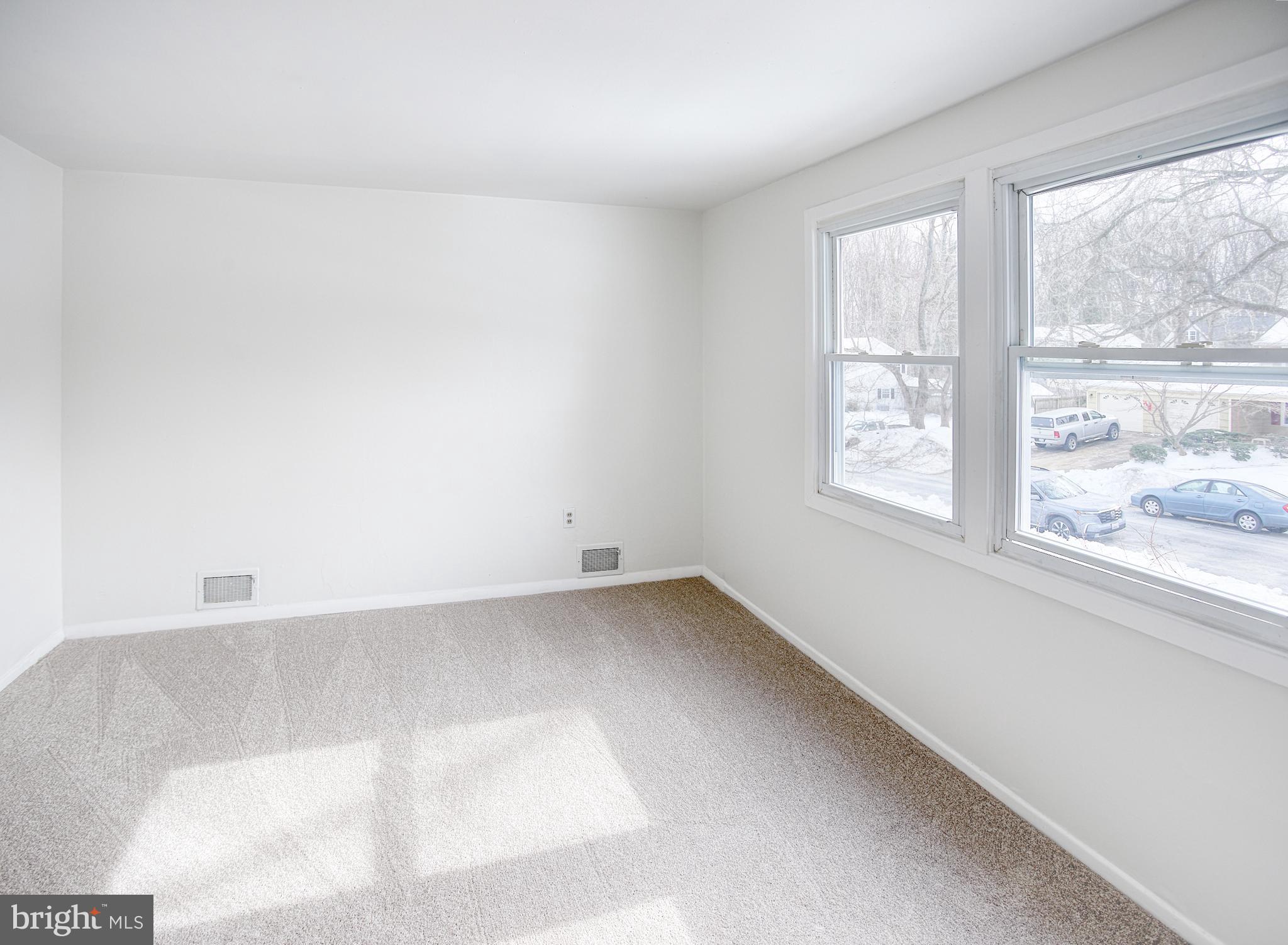 KENILWORTH - Residential