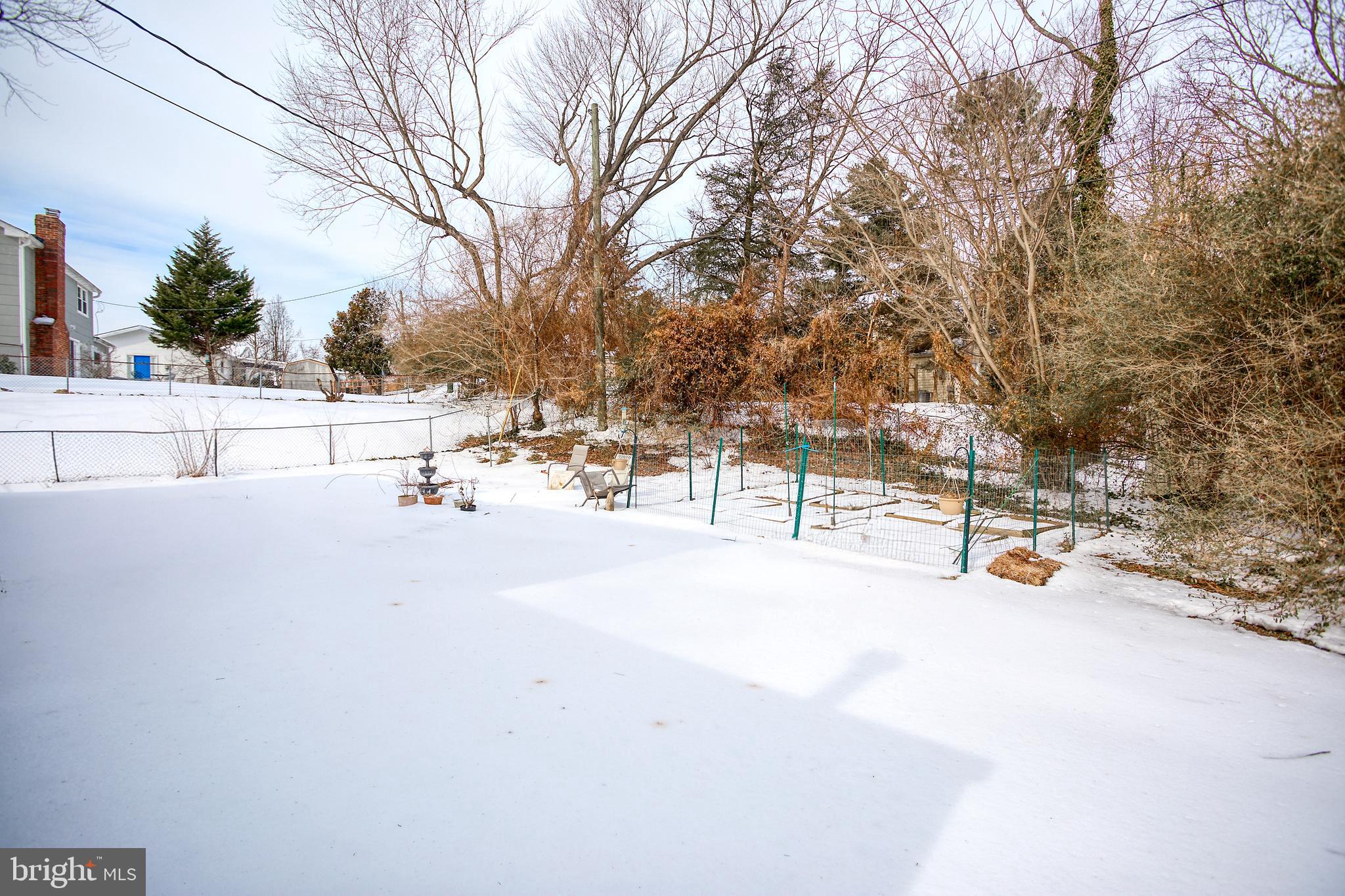 KENILWORTH - Residential