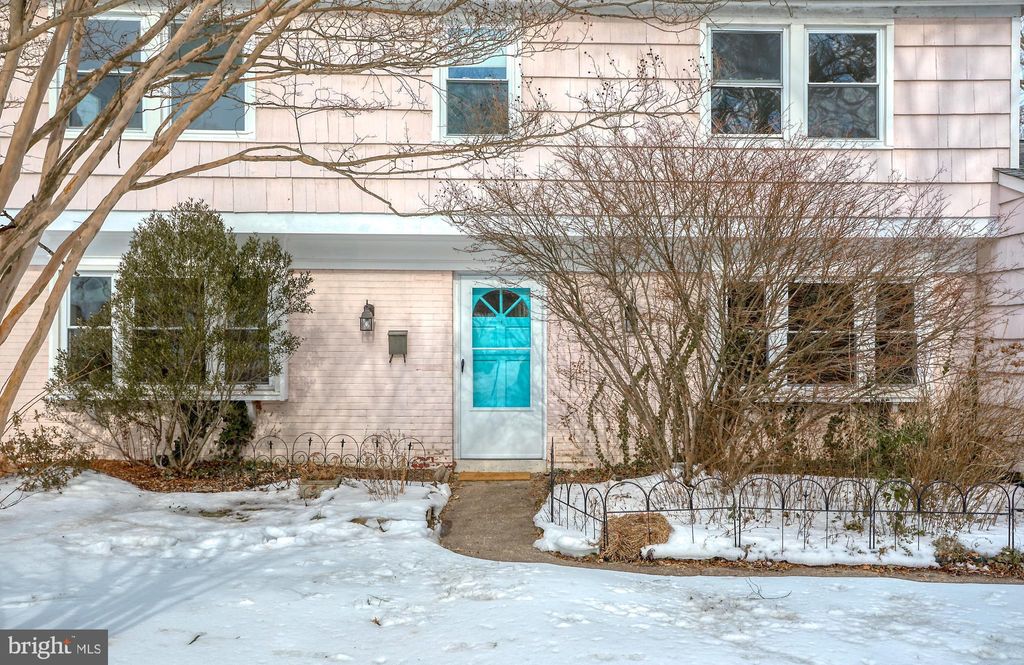Photo of 12804 Keswick Lane, BOWIE, MD 20715 (MLS # MDPG2191698)