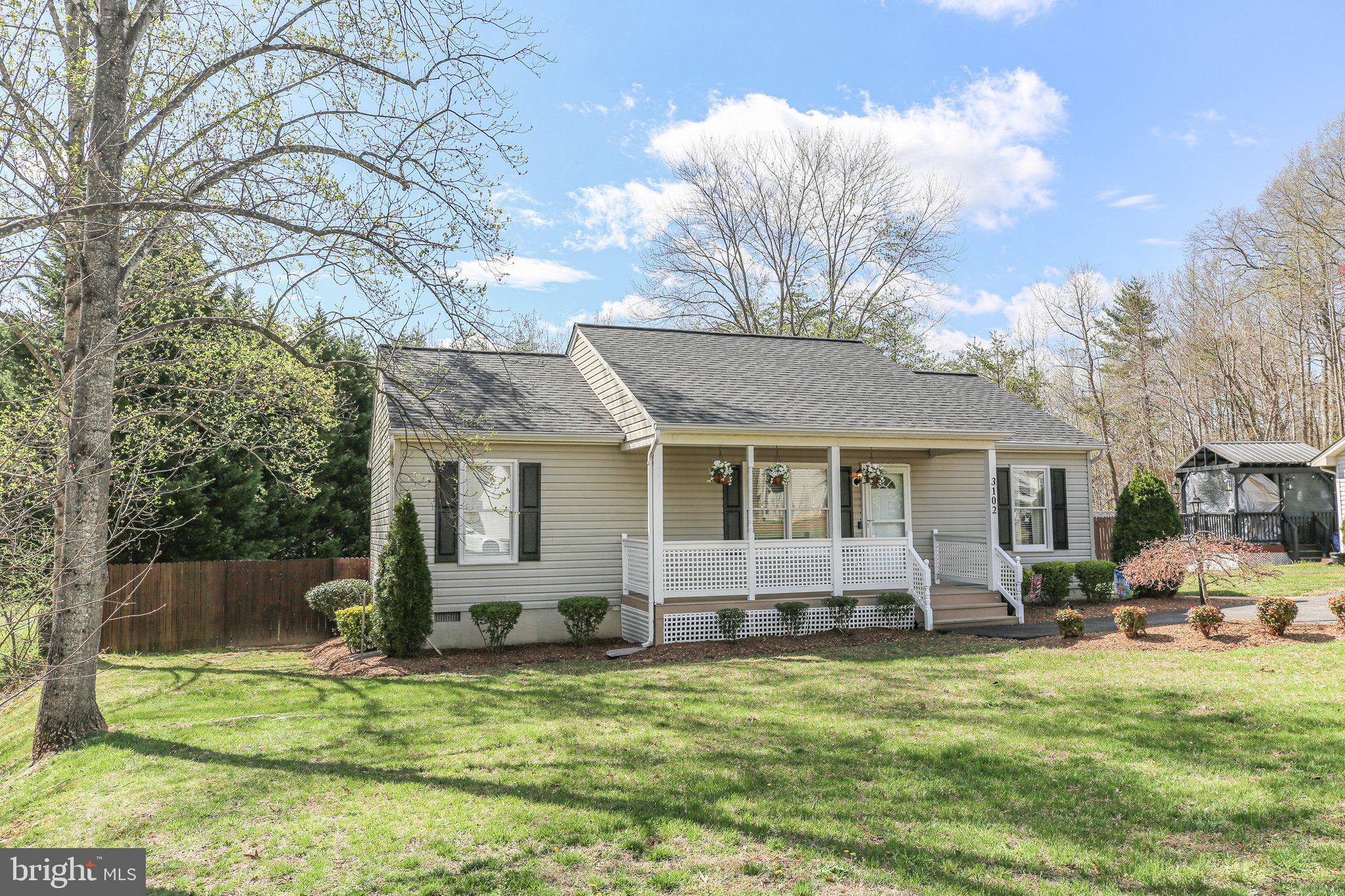 FOREST HILL - Residential