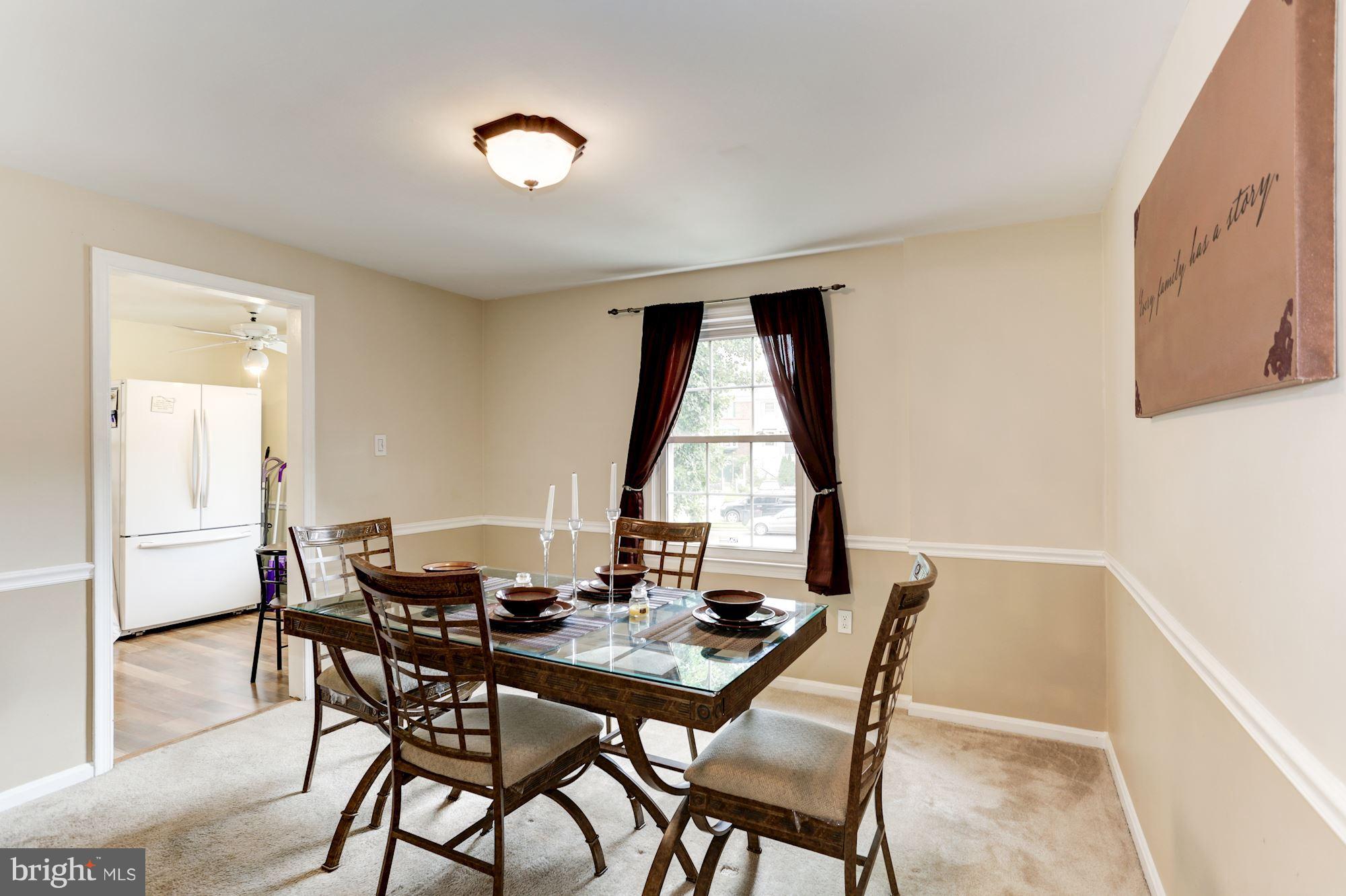 PINEWOOD LAKE - Residential