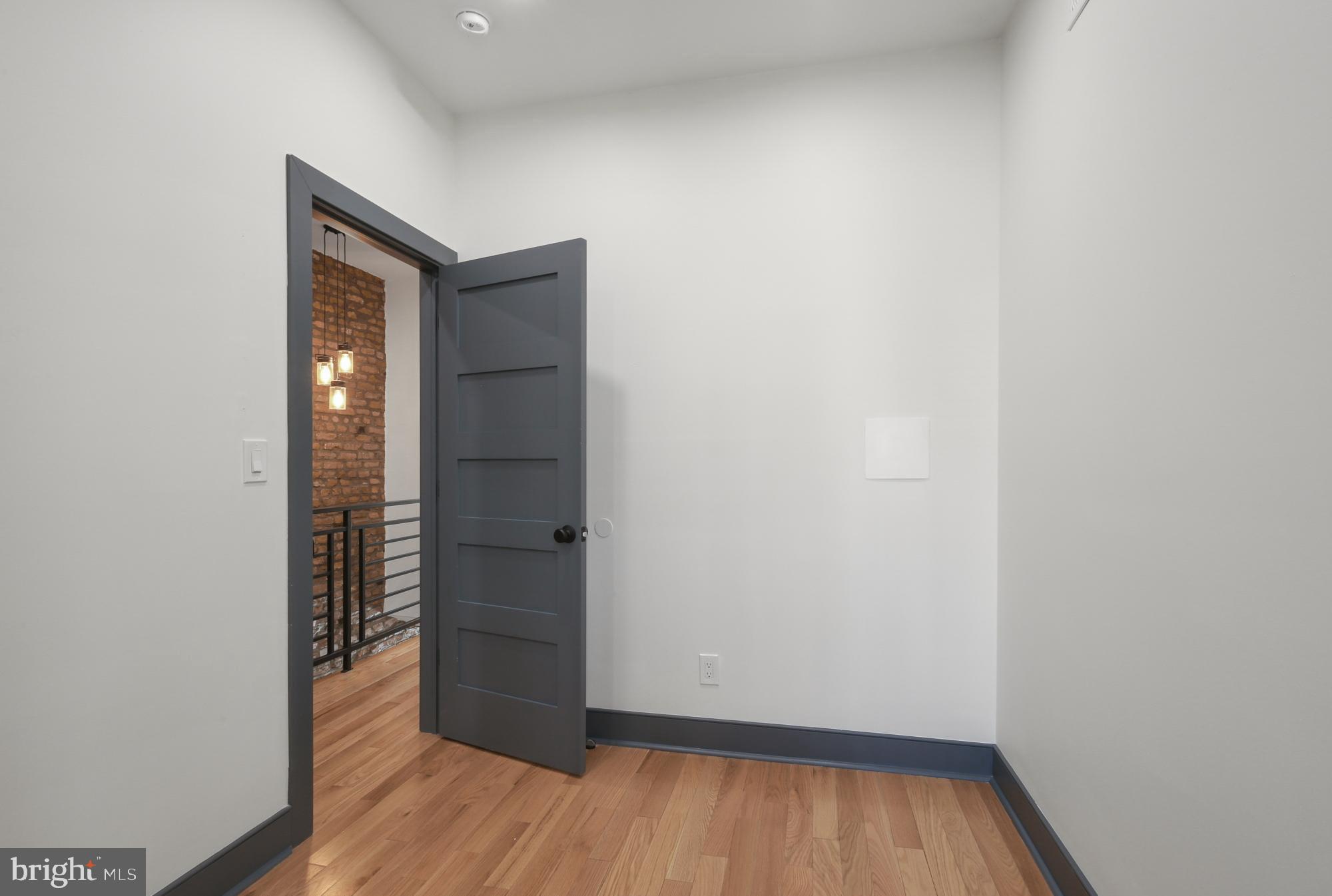 BREWERYTOWN - Residential Lease